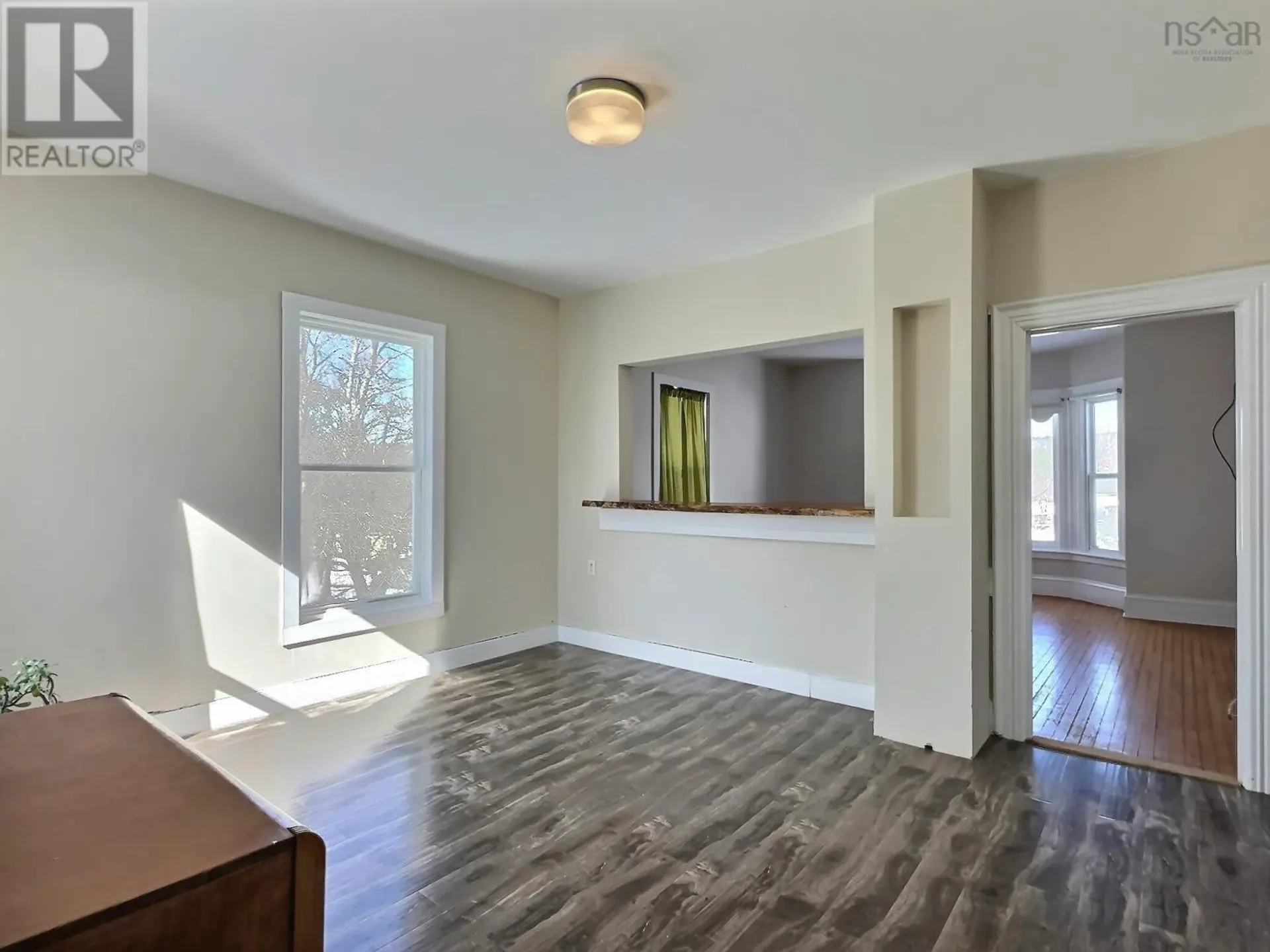 14 High Street - Image 7