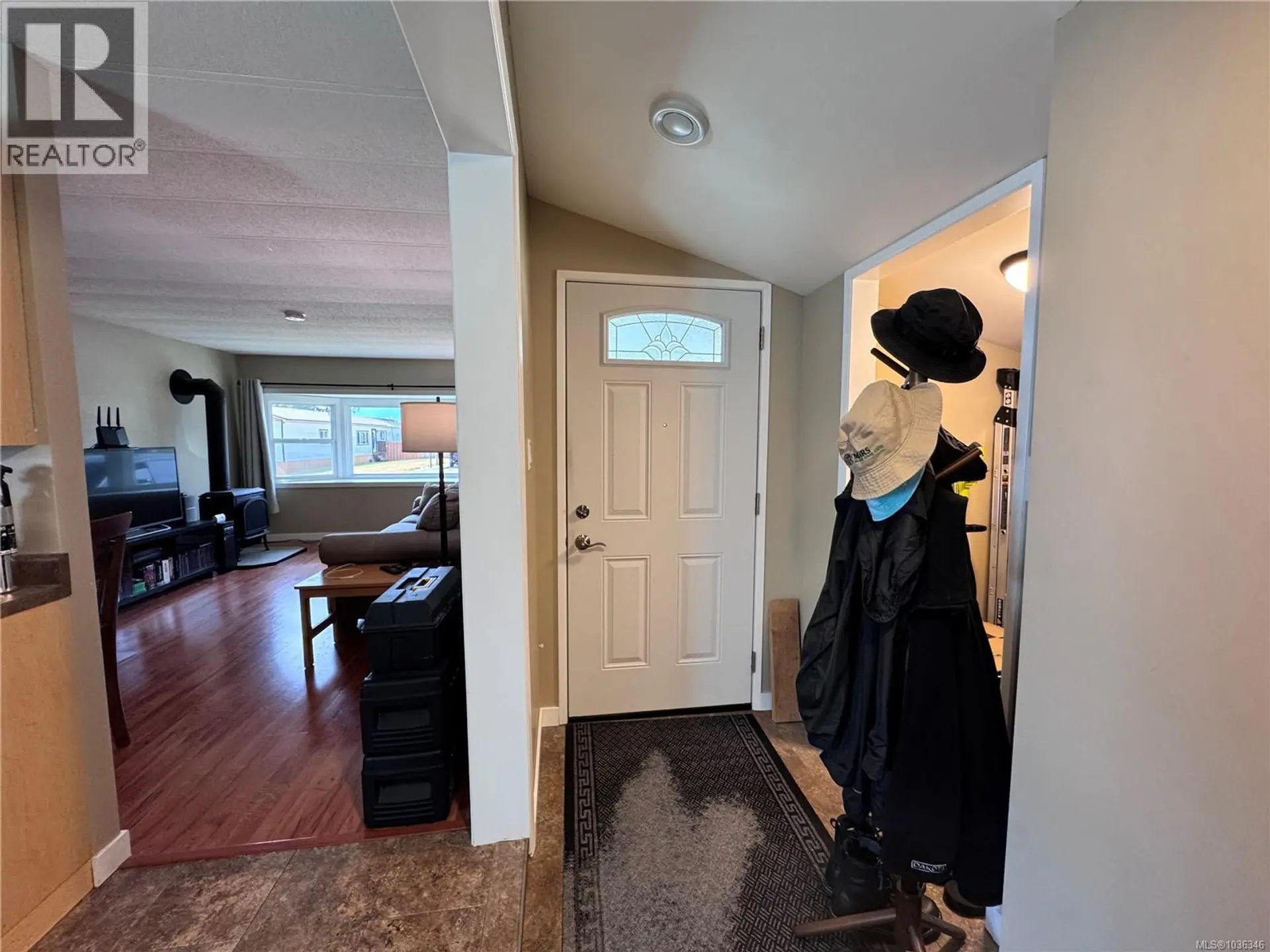 #9 3216 Back Rd - Image 15