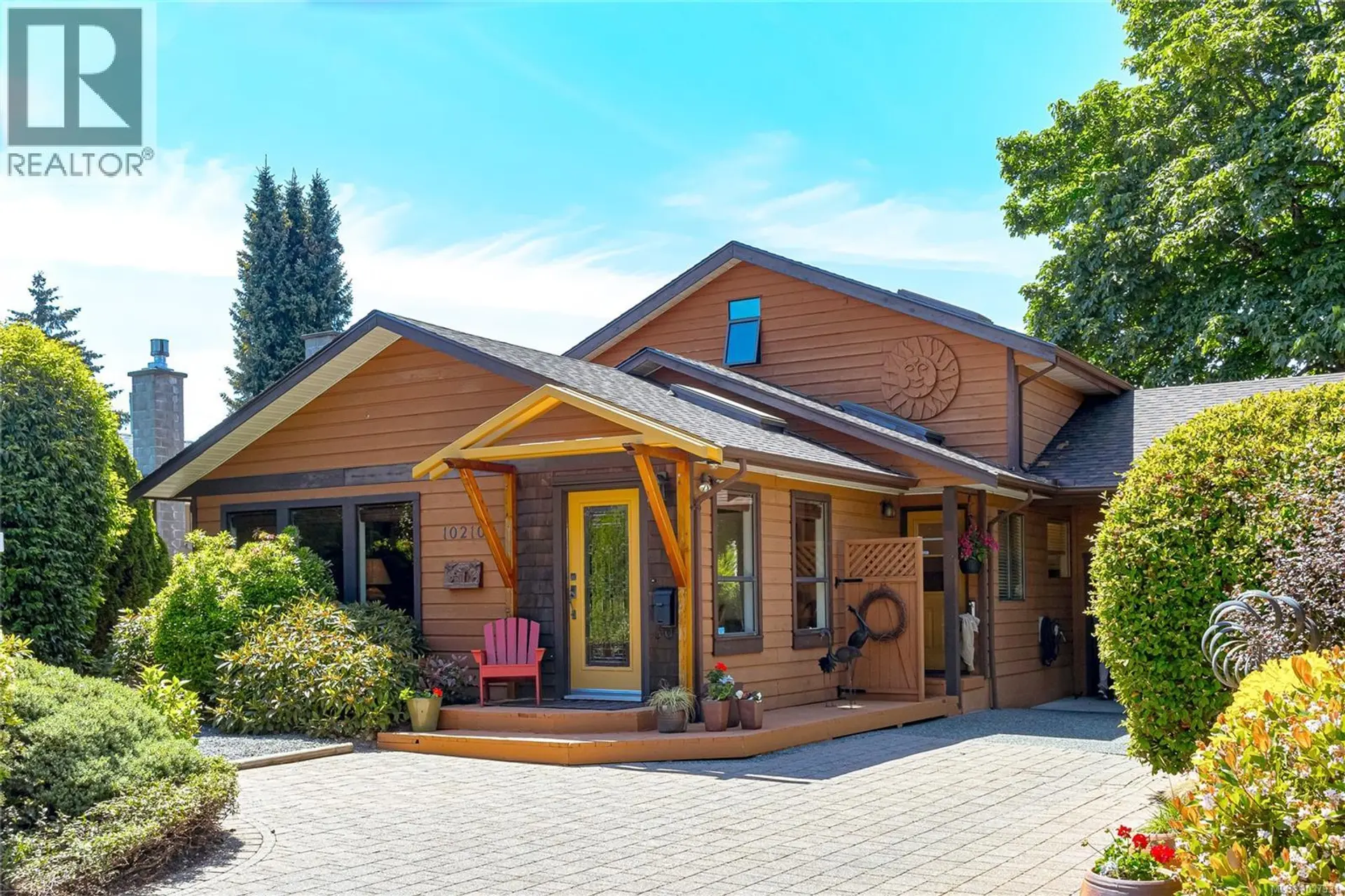 Property at 10210 Third St, Sidney, BC