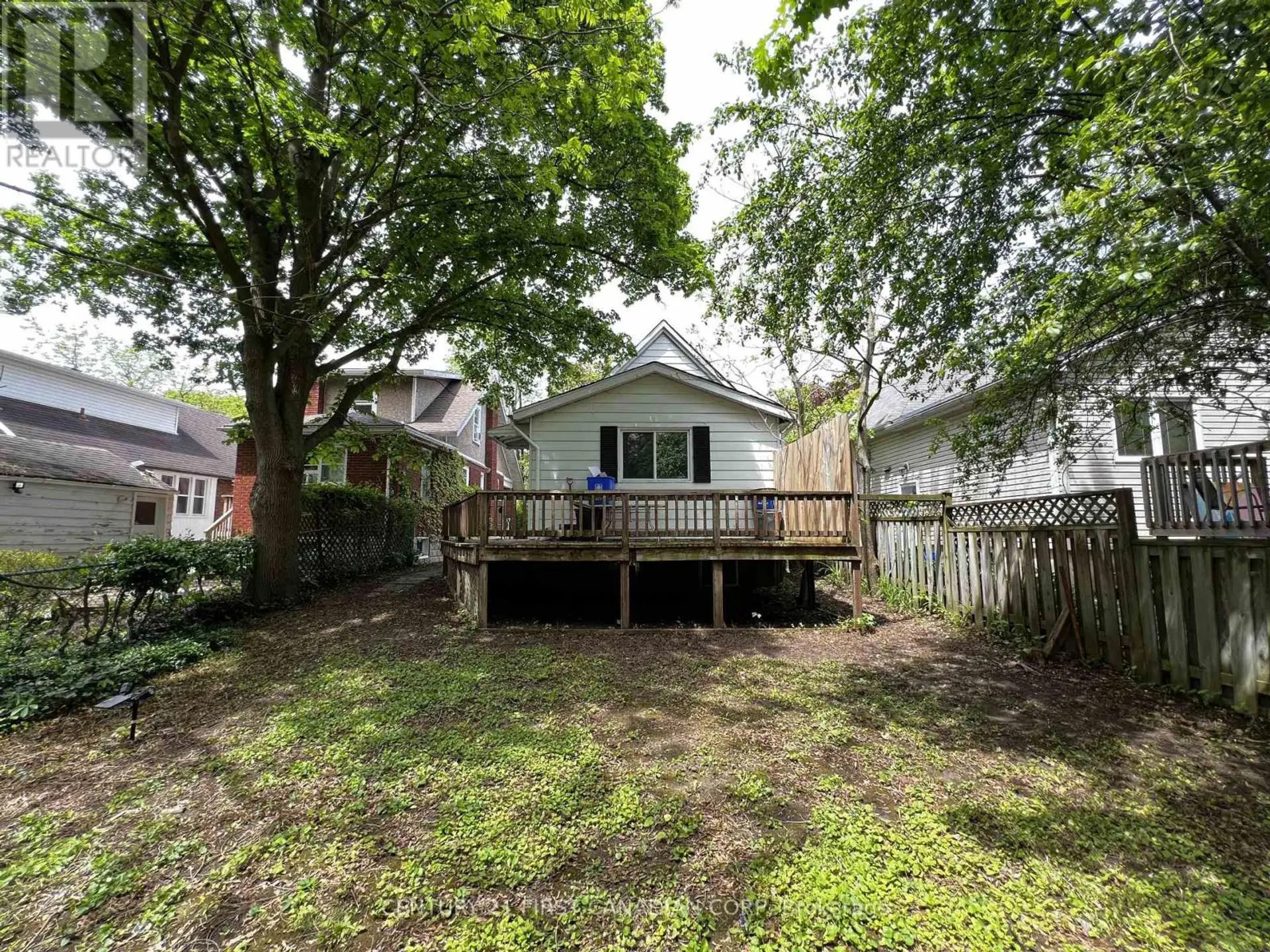 215 BERNARD AVENUE - Image 10