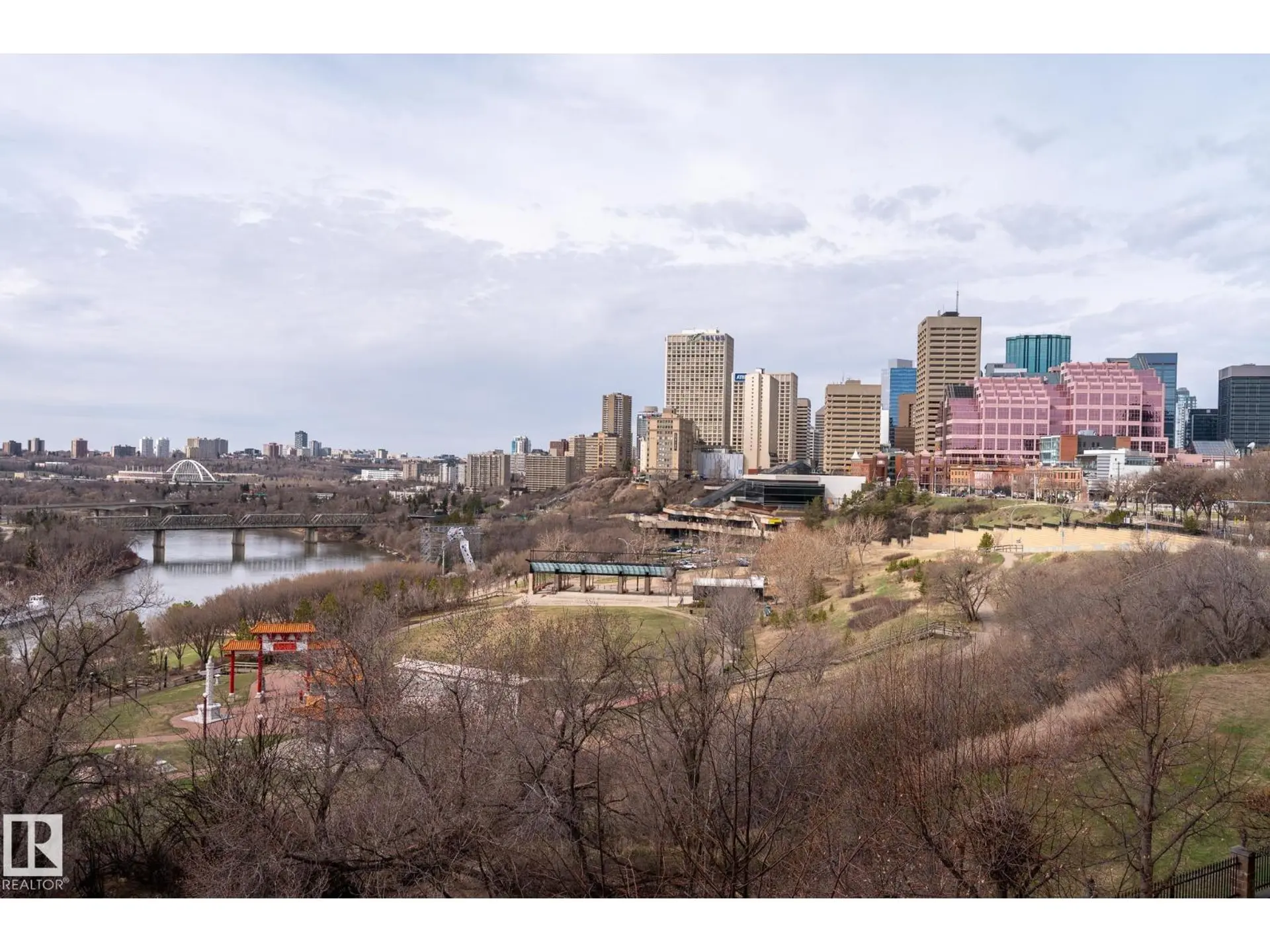 #412 9503 101 AV NW - Image 1