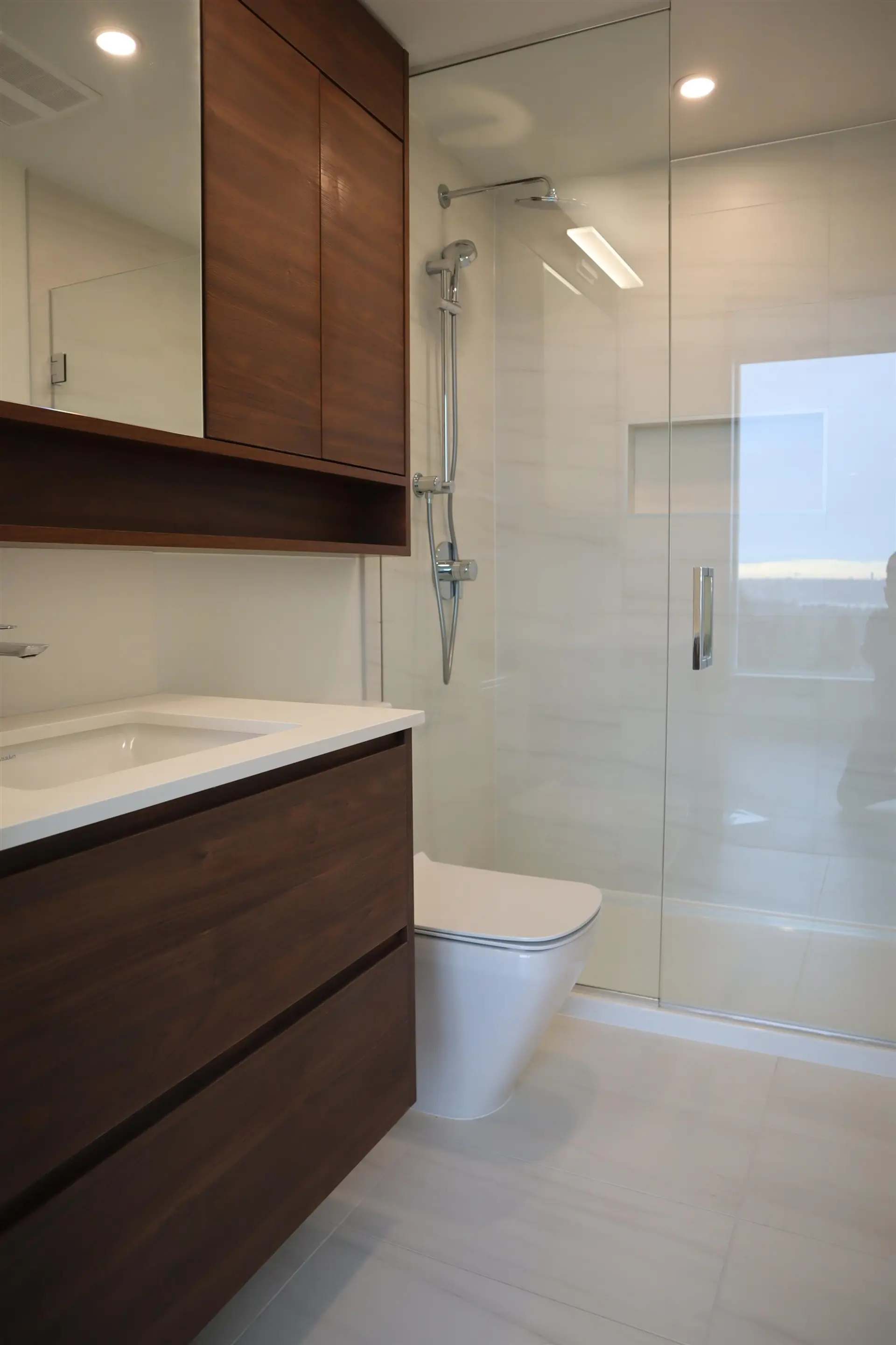 #705 585 Austin Avenue - Image 11