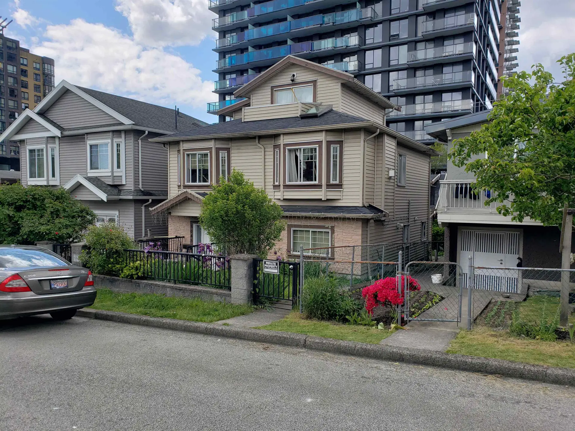 5045 Payne Street - Image 2