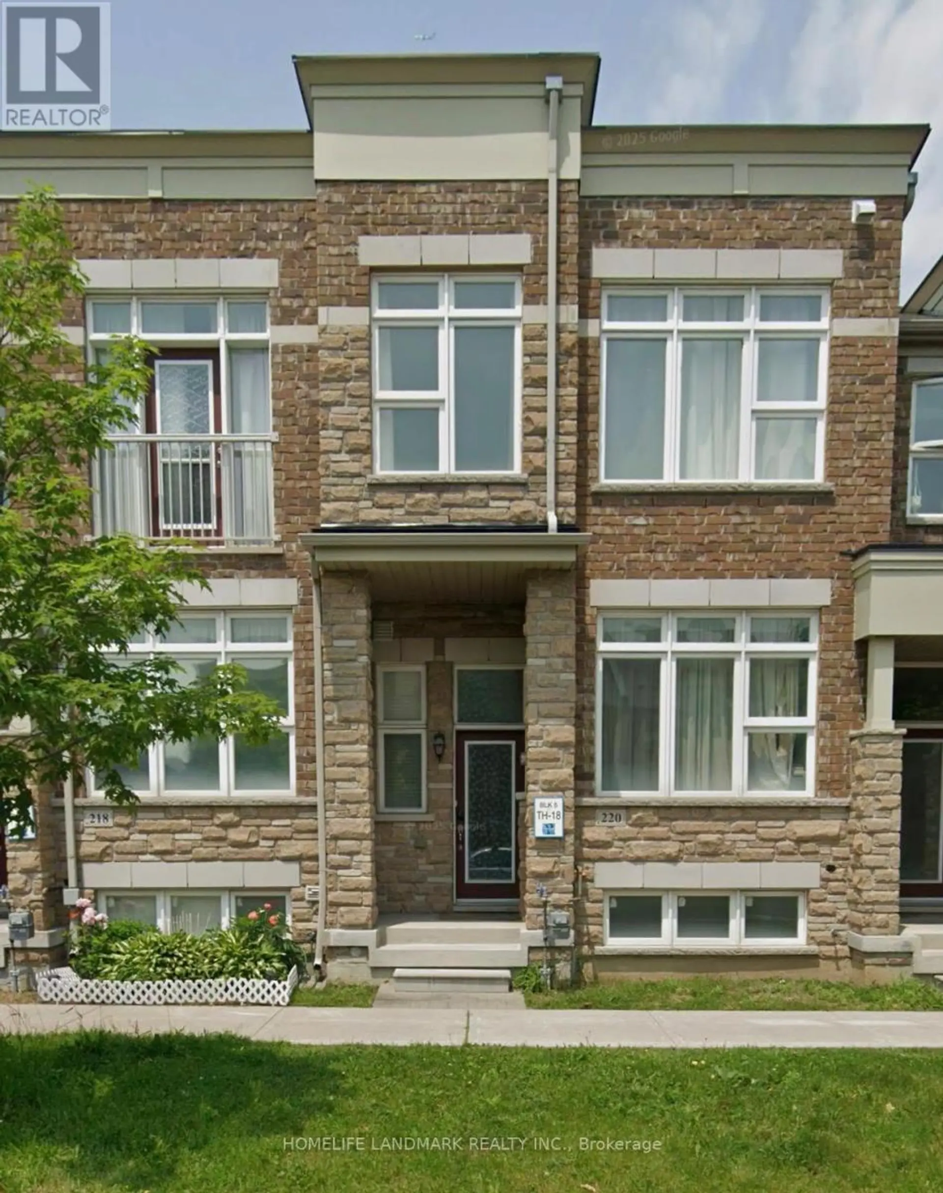 220 SOUTH UNIONVILLE AVENUE - Image 1
