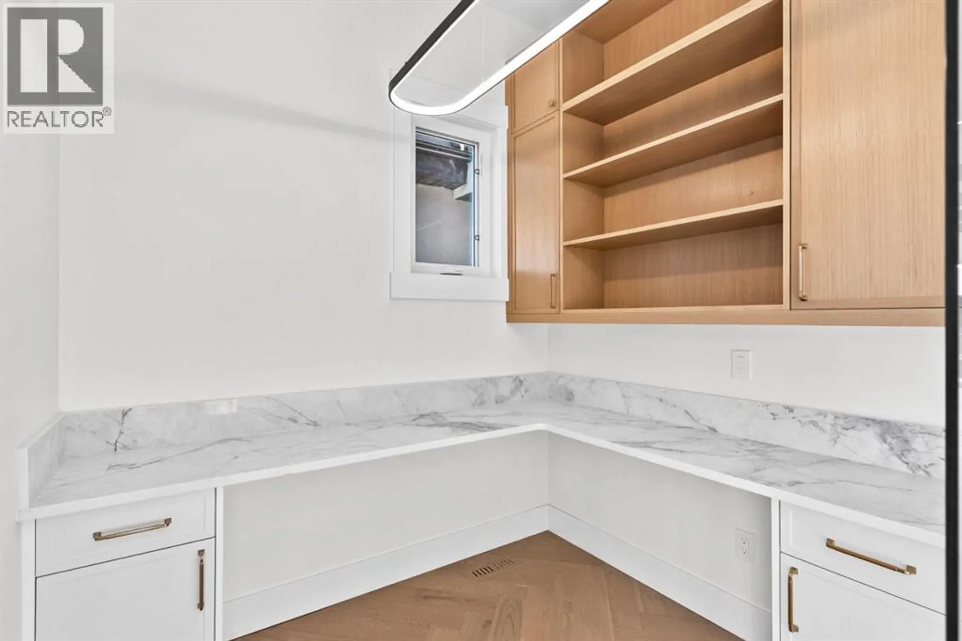 907 36A Street NW - Image 7