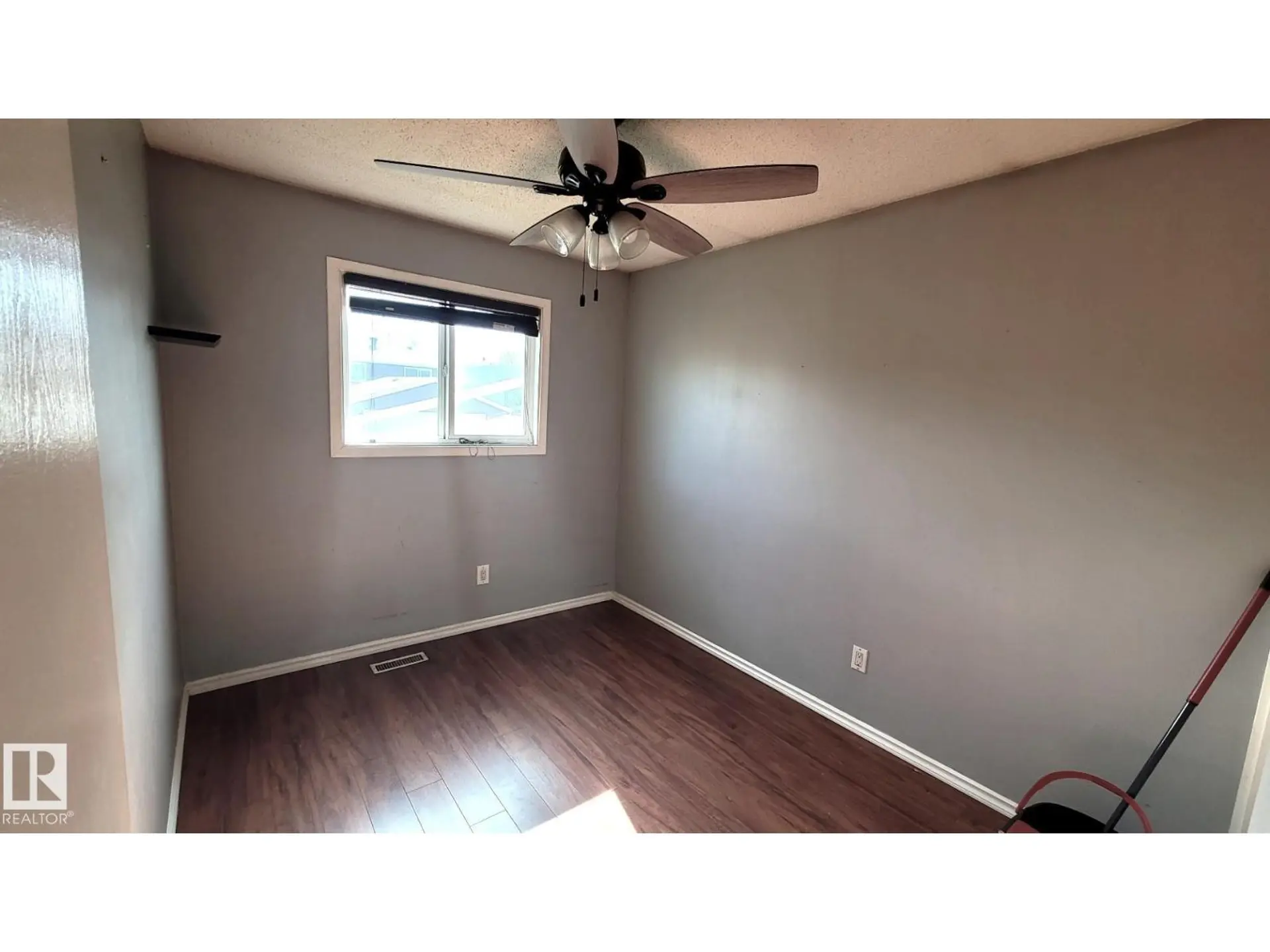 18 WESTBEND ST - Image 11