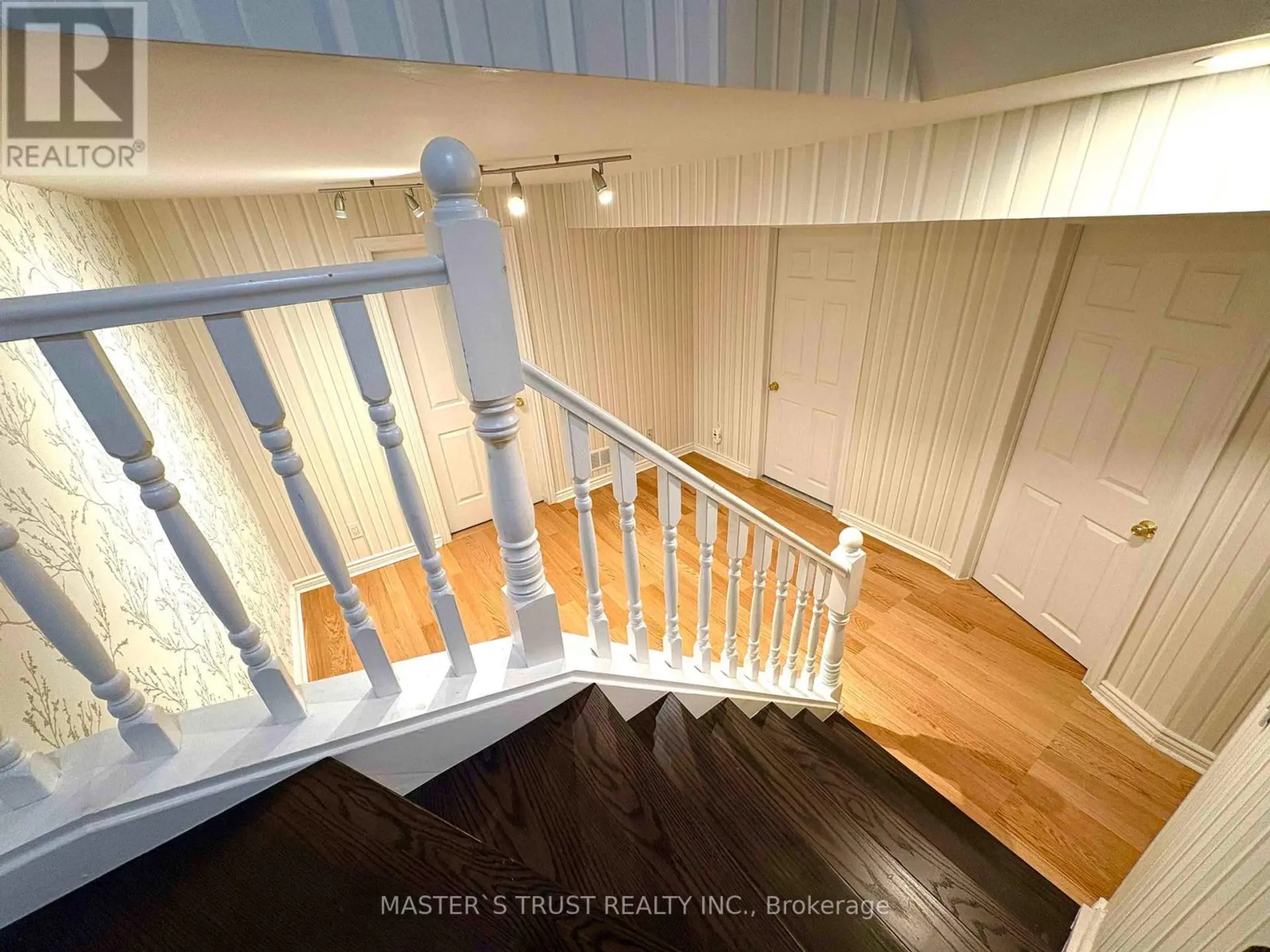 55 RUSSELL HILL ROAD - Image 14