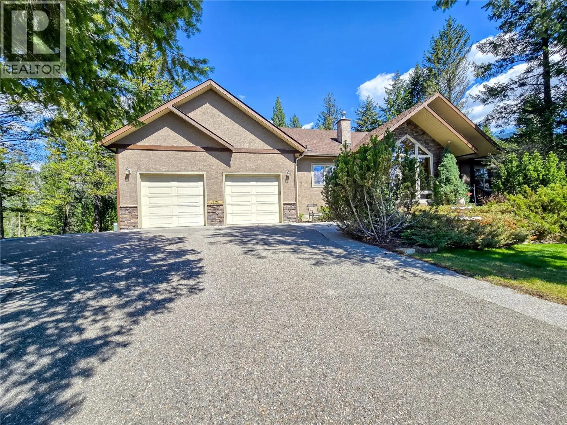 Property at 8128 Duby Road, Radium Hot Springs, BC