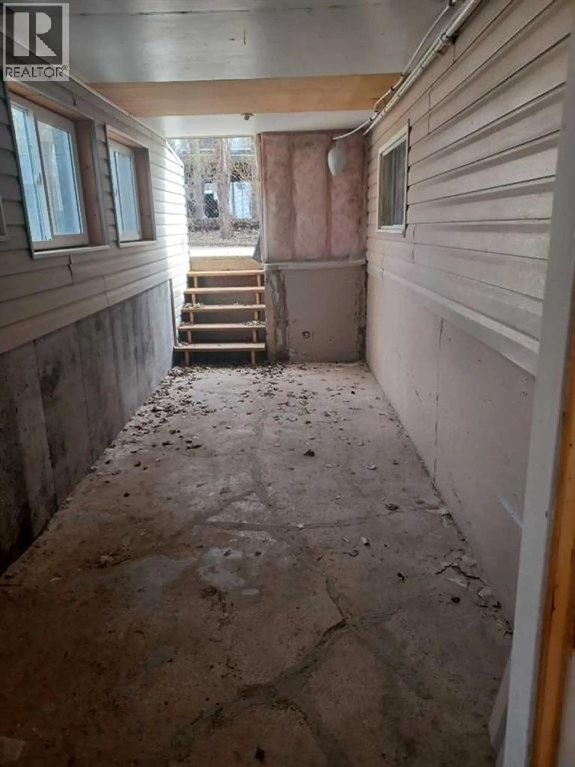33 Forest Drive - Image 2