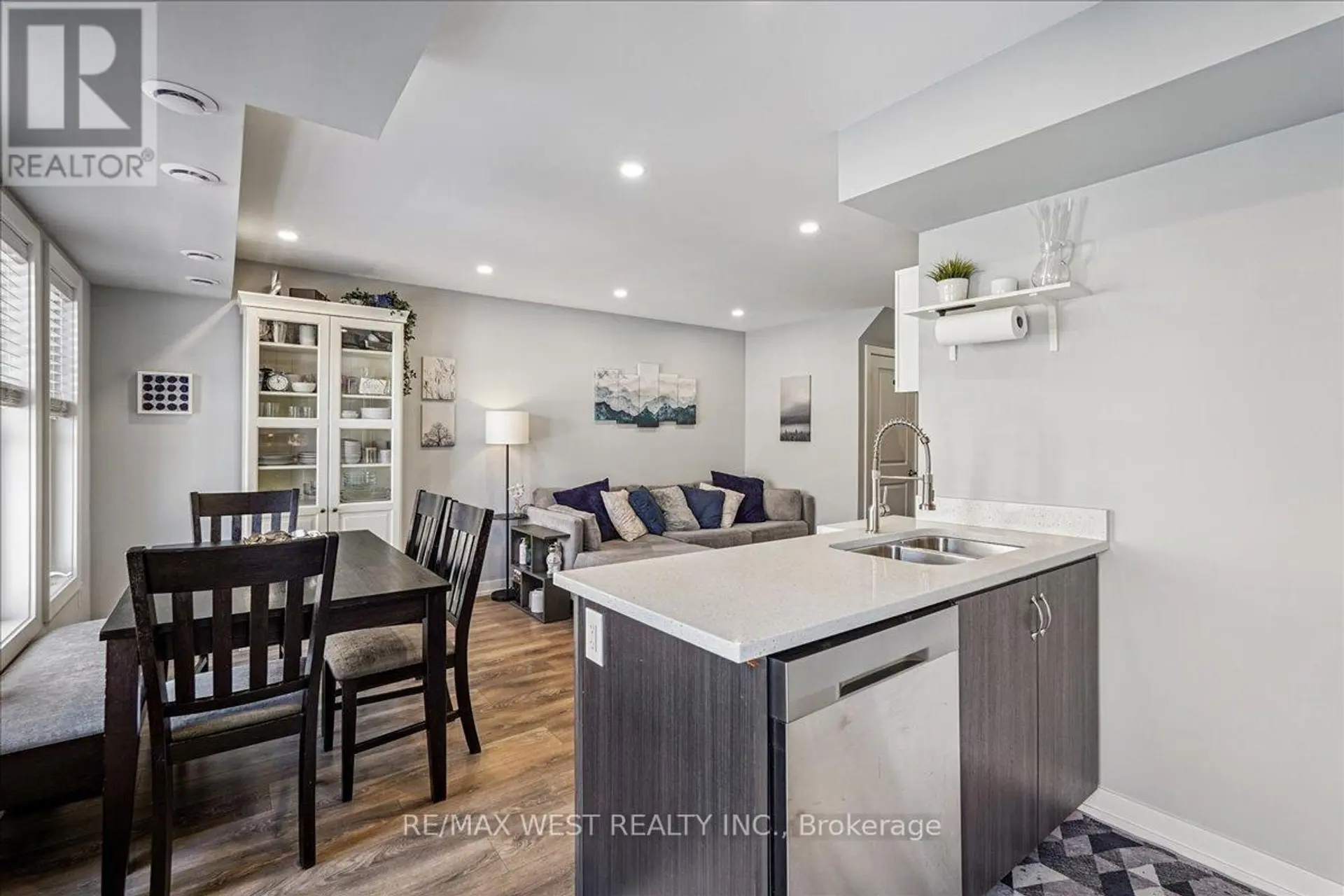 #148 80 PARROTTA DRIVE - Image 8