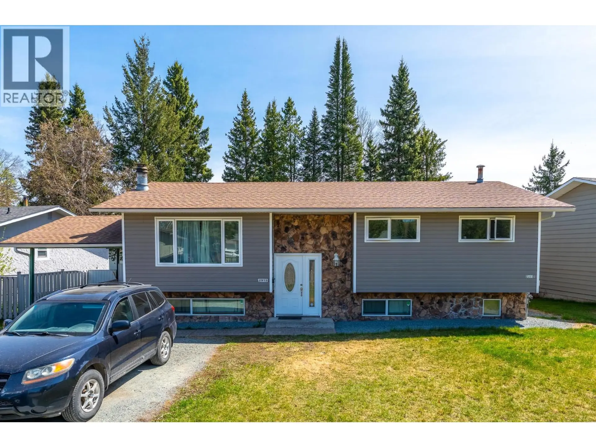 2919 MCGILL CRESCENT - Image 1
