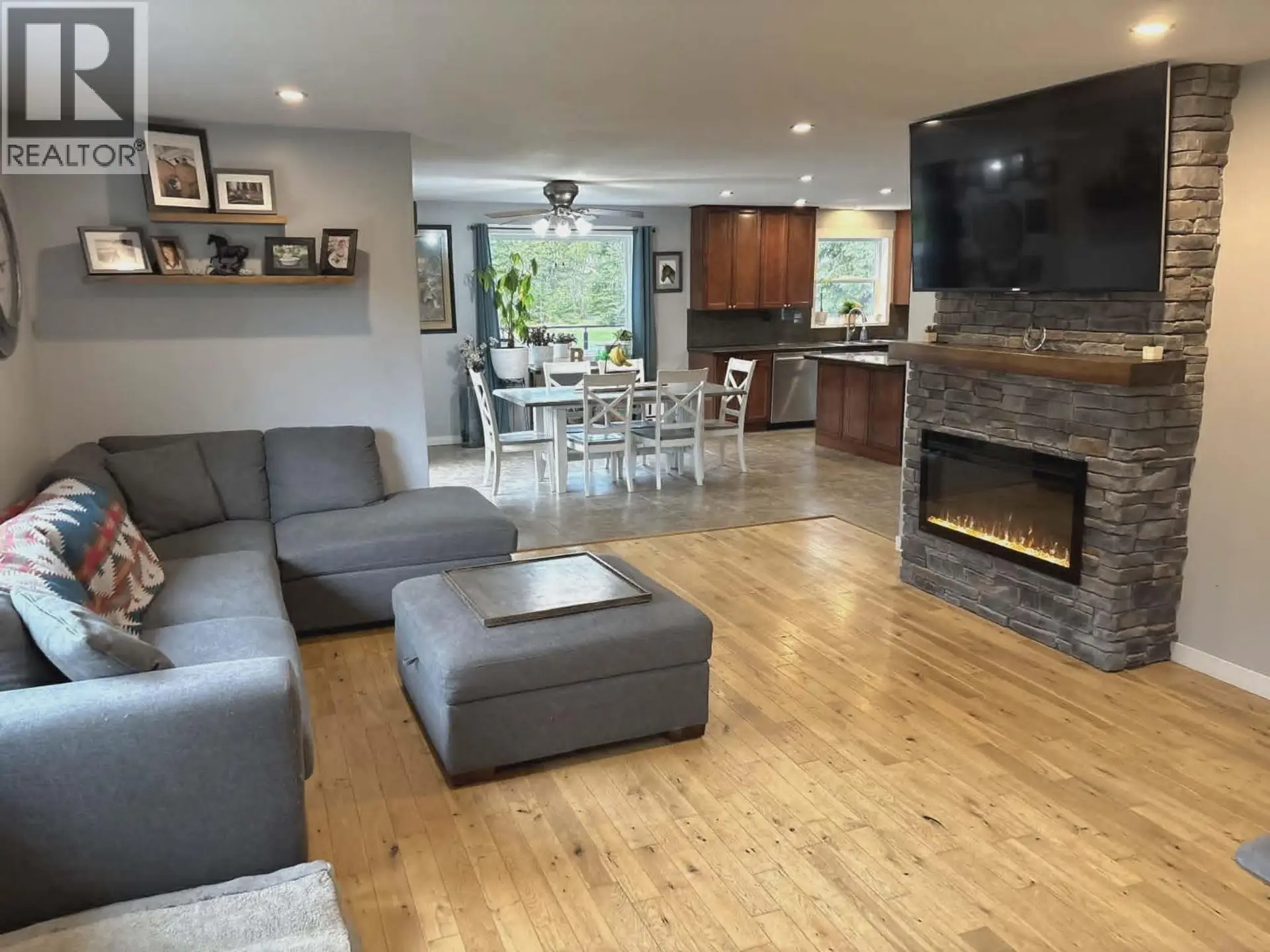8855 W SYKES ROAD - Image 8