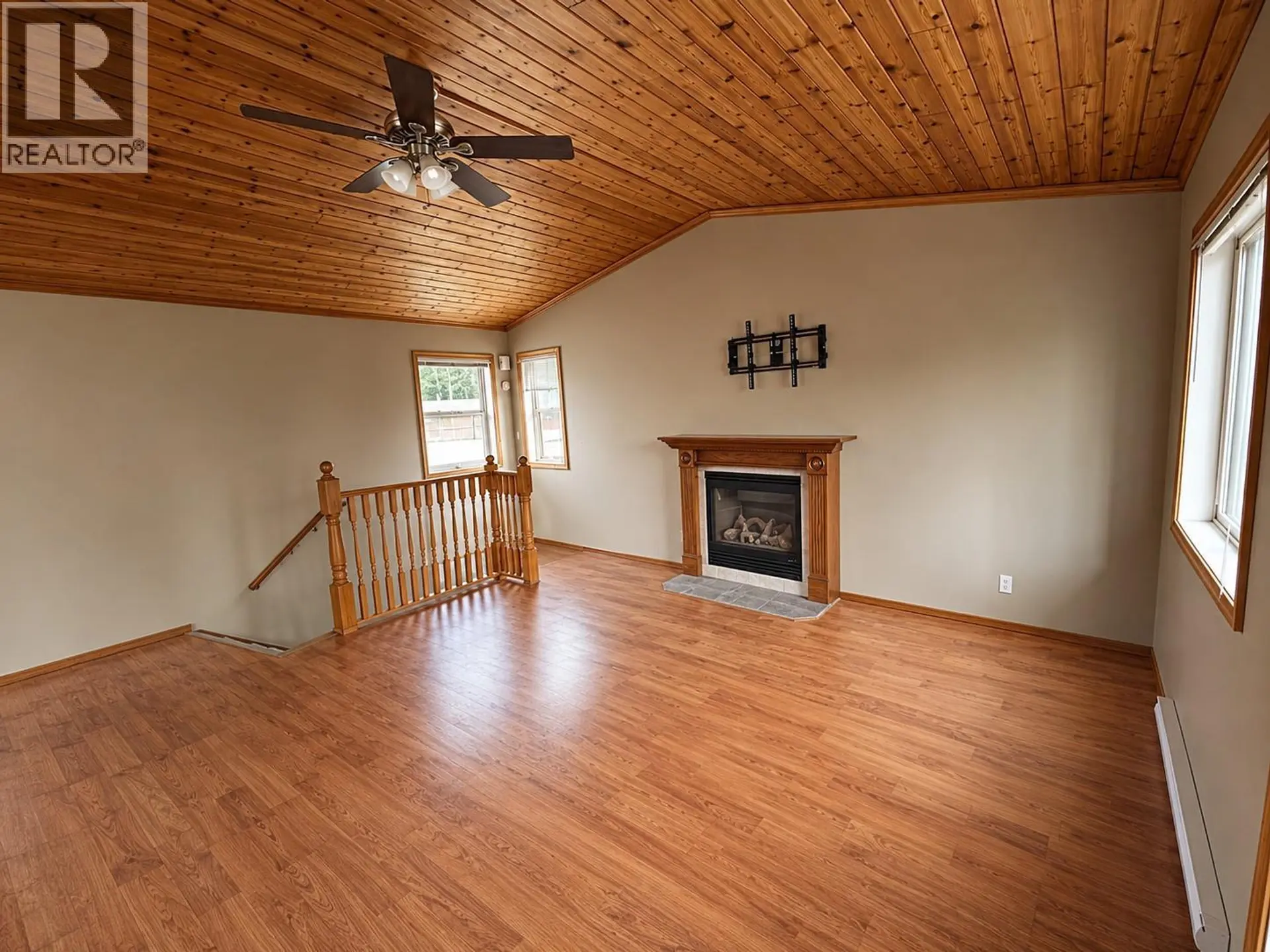 525 Central Avenue - Image 15