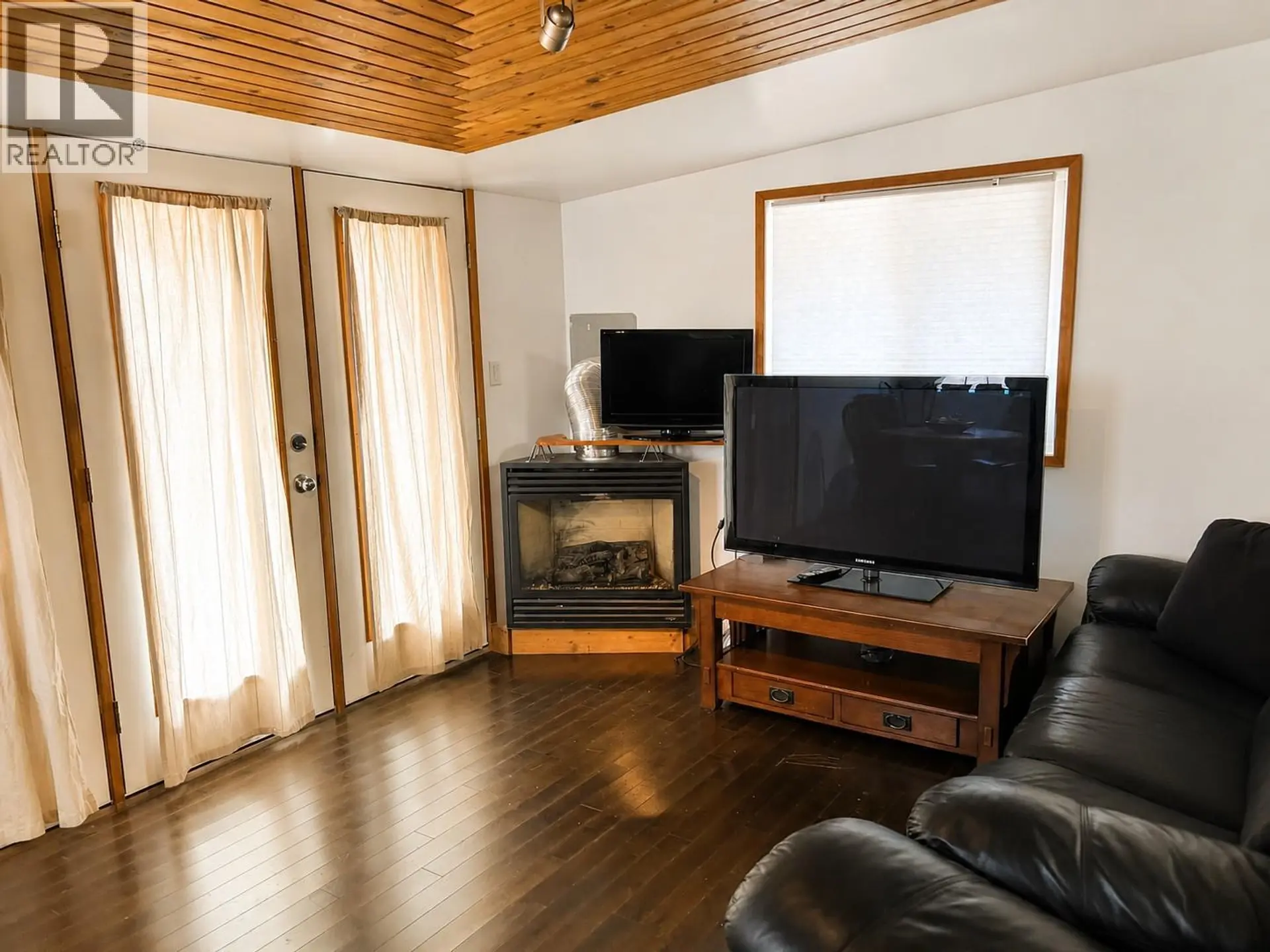 525 Central Avenue - Image 6