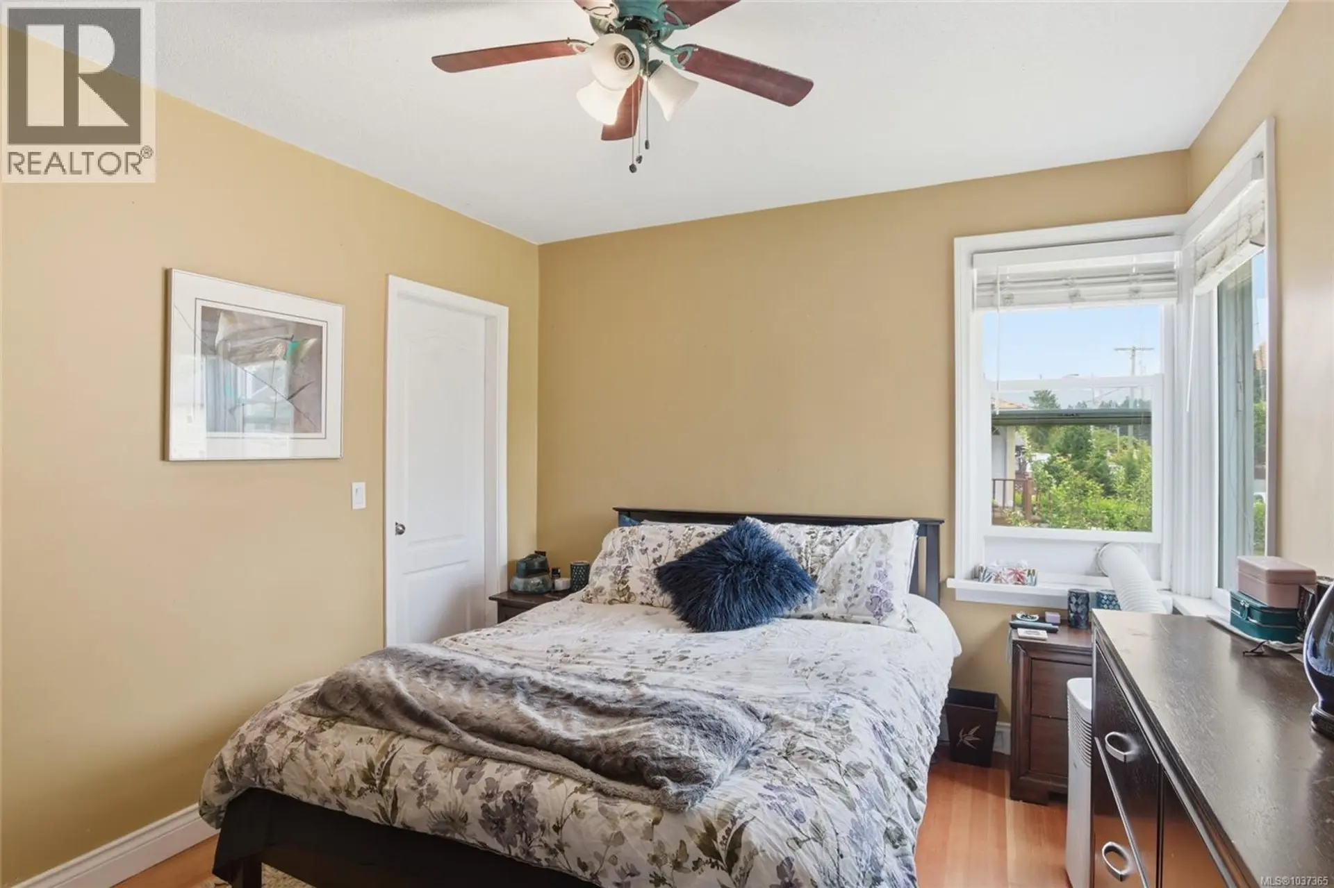 3906 10th Ave - Image 8
