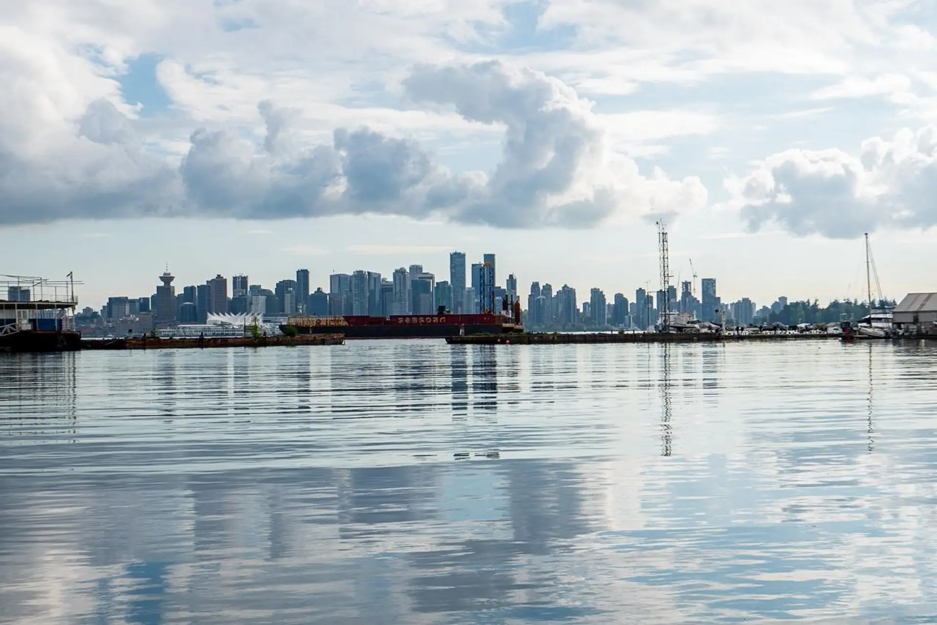 #A24 415 Esplanade - Image 17