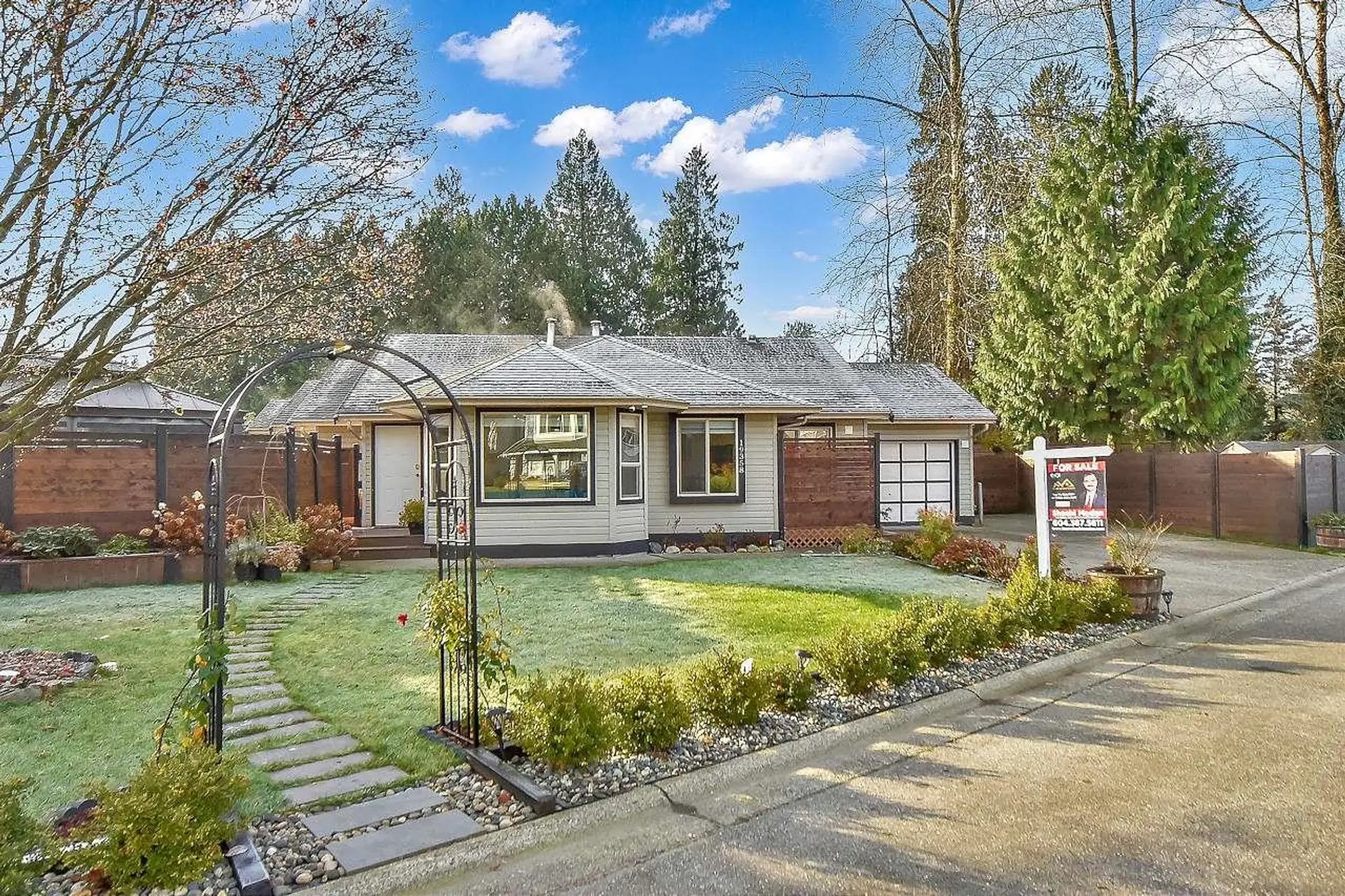 Property at 19358 Cusick Crescent, Pitt Meadows, BC