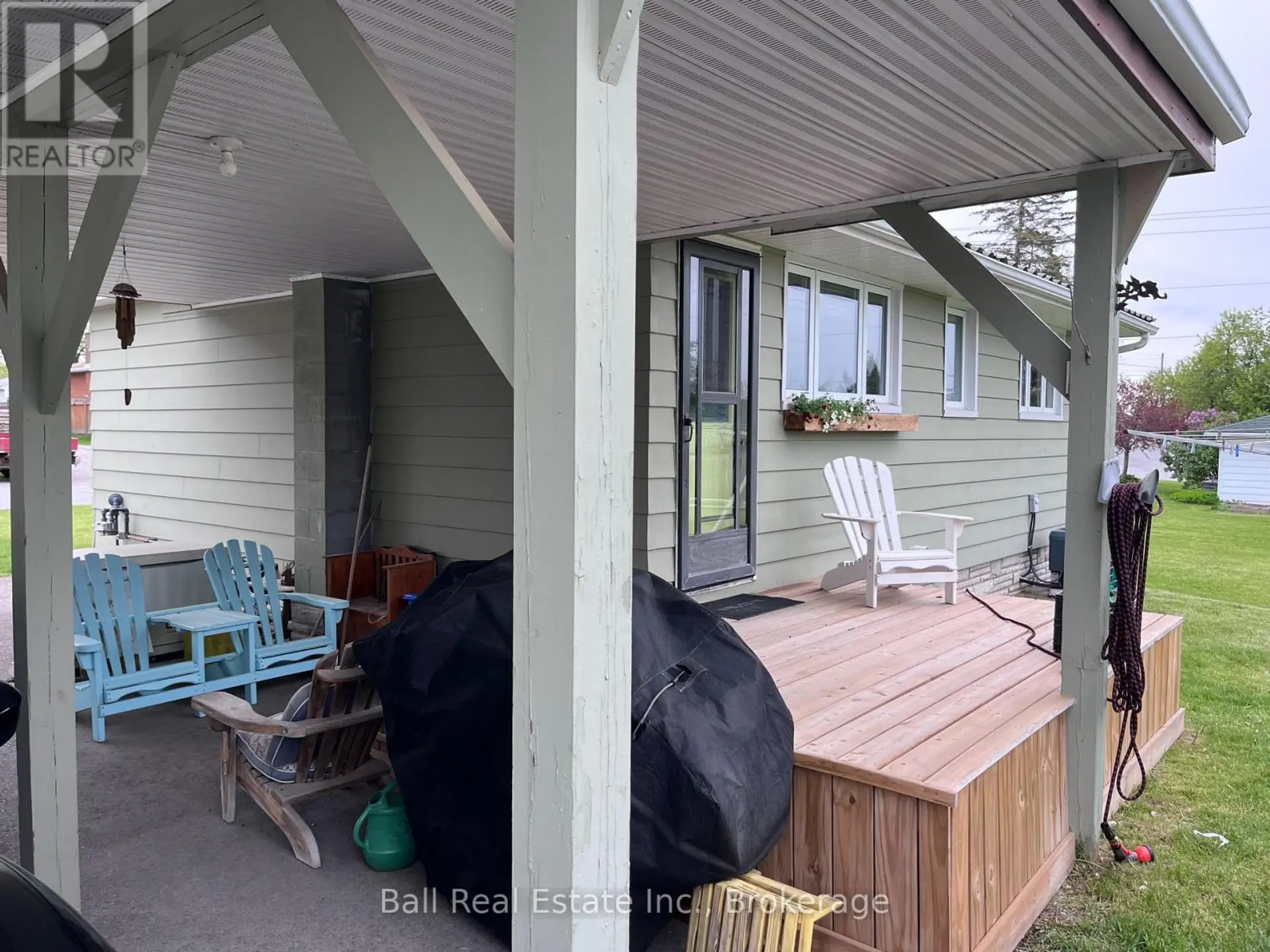 98 GEORGE STREET E - Image 16