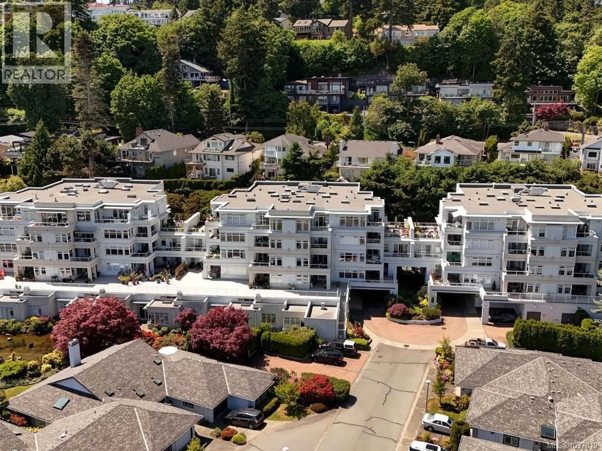Property at #409 5110 Cordova Bay Rd, Saanich, BC