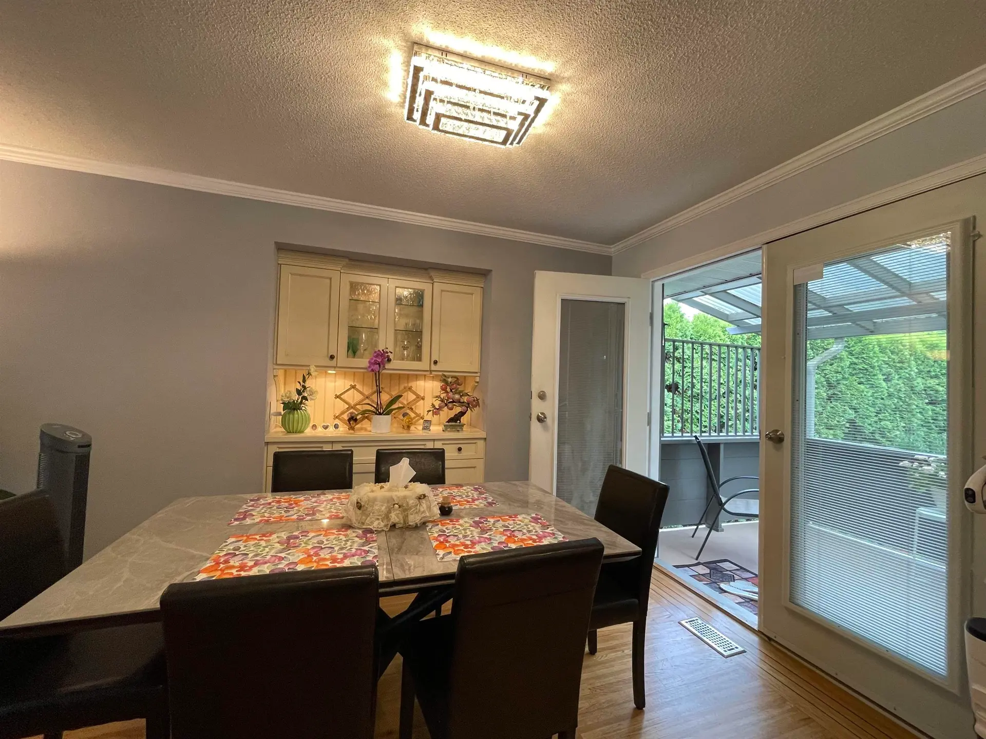 3645 Liverpool Street - Image 6
