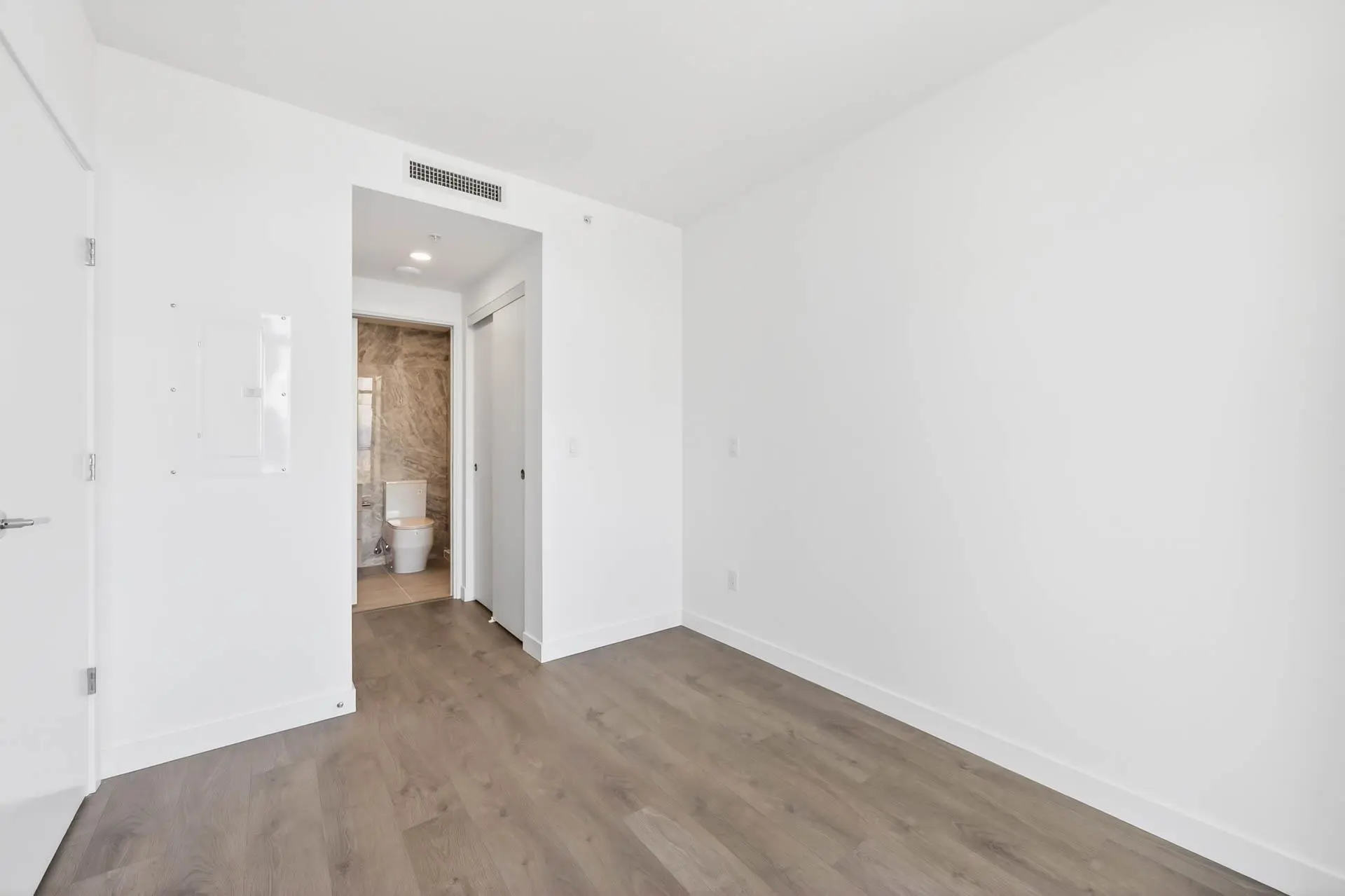 #707 6468 Willingdon Avenue - Image 6
