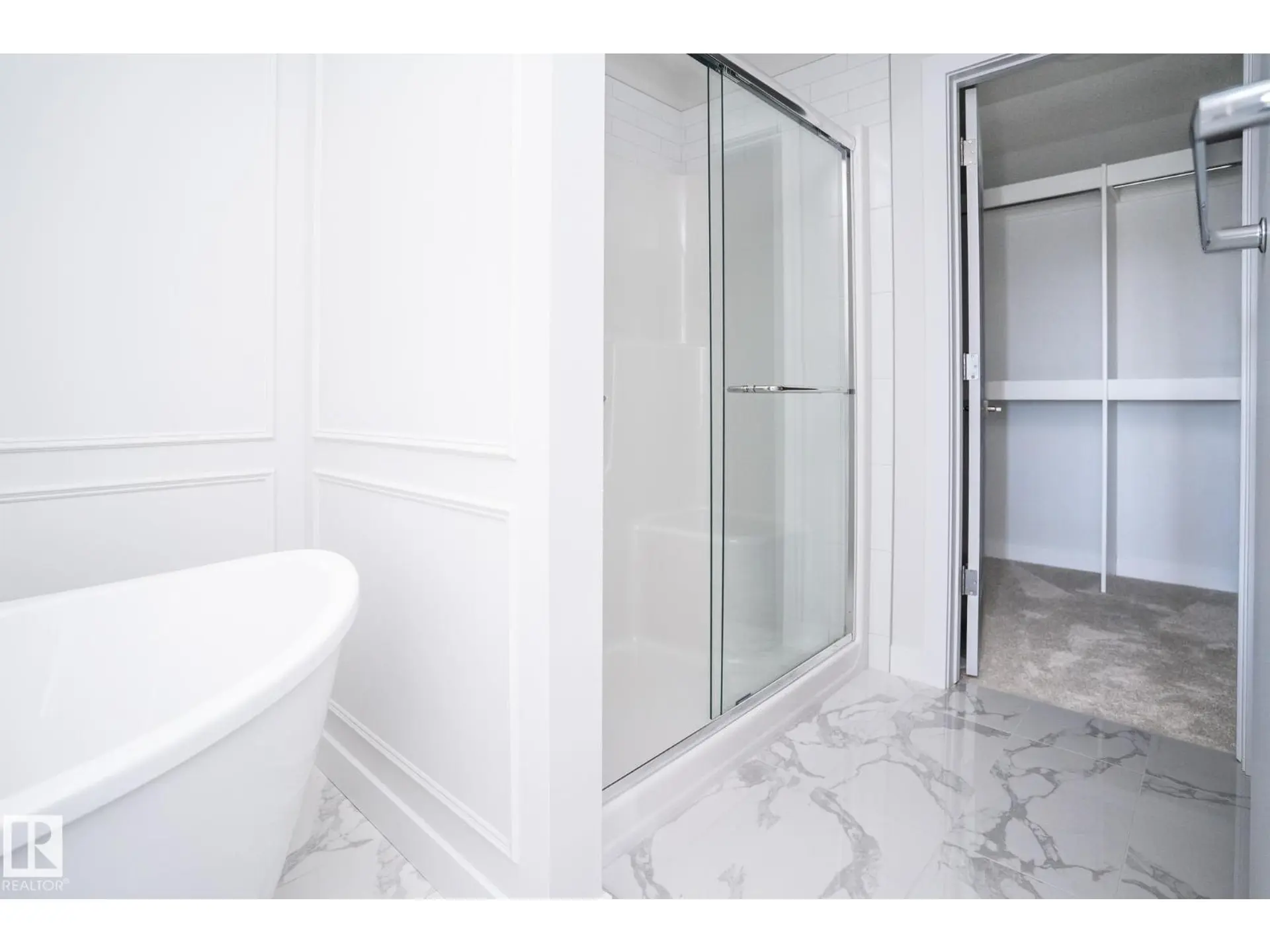 935 18 AV NW - Image 3