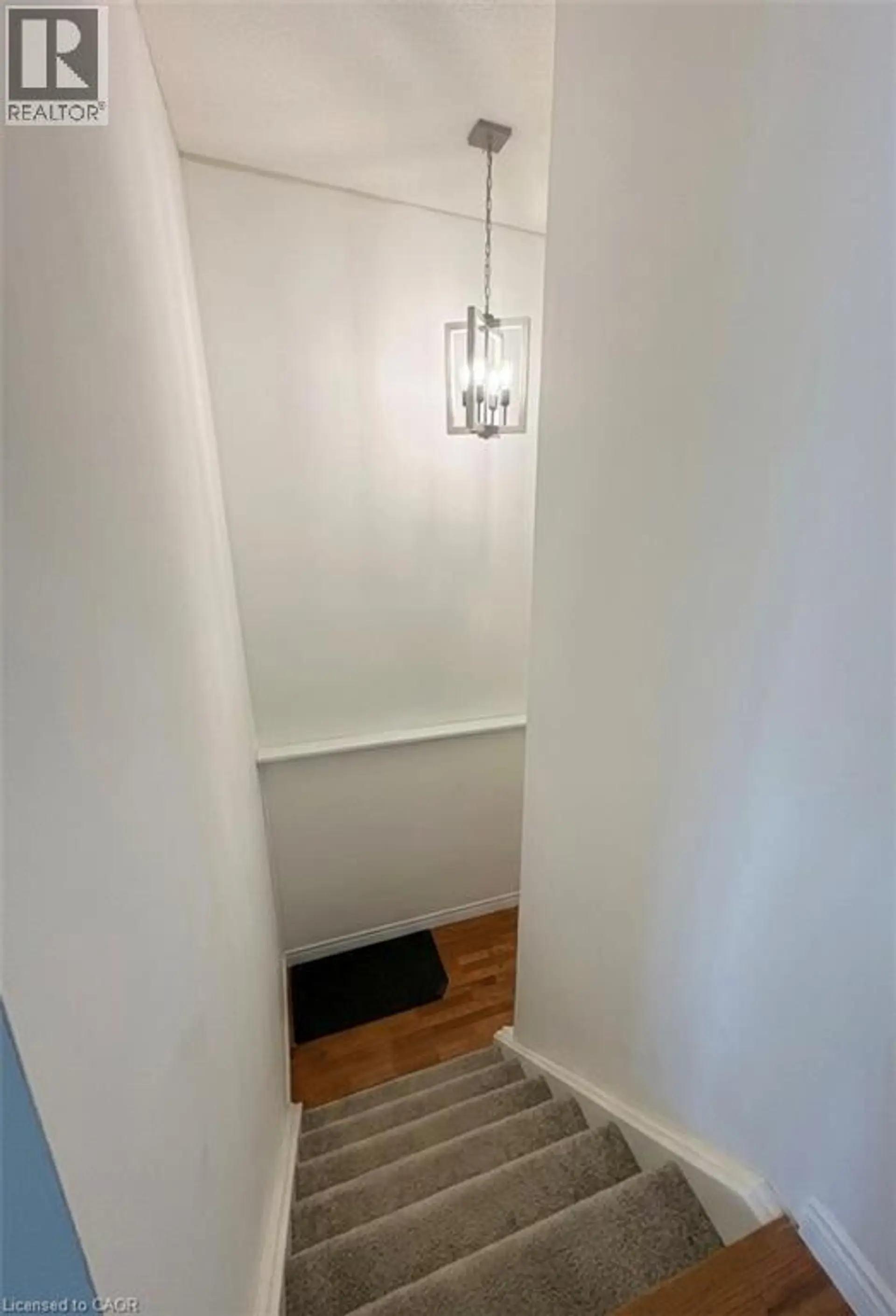 #126 458 JANEFIELD Avenue - Image 8