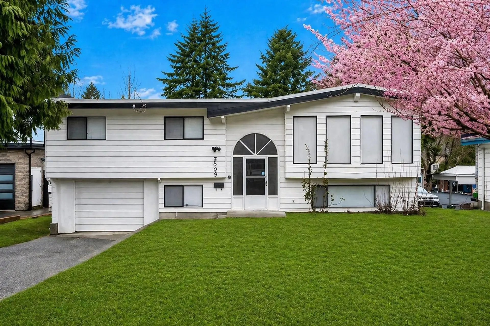 Property at 2803 Babich Street, Abbotsford, BC