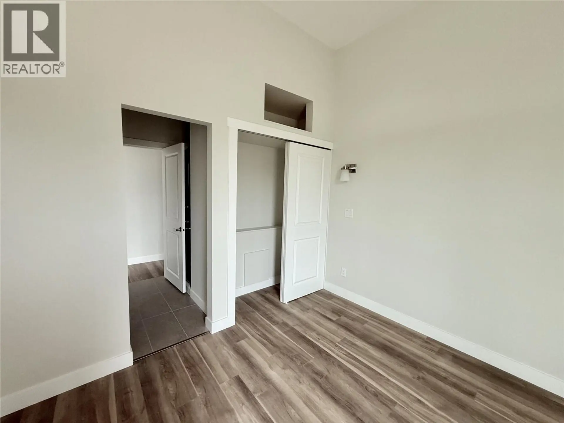 #104 937 SPILLWAY Road - Image 6