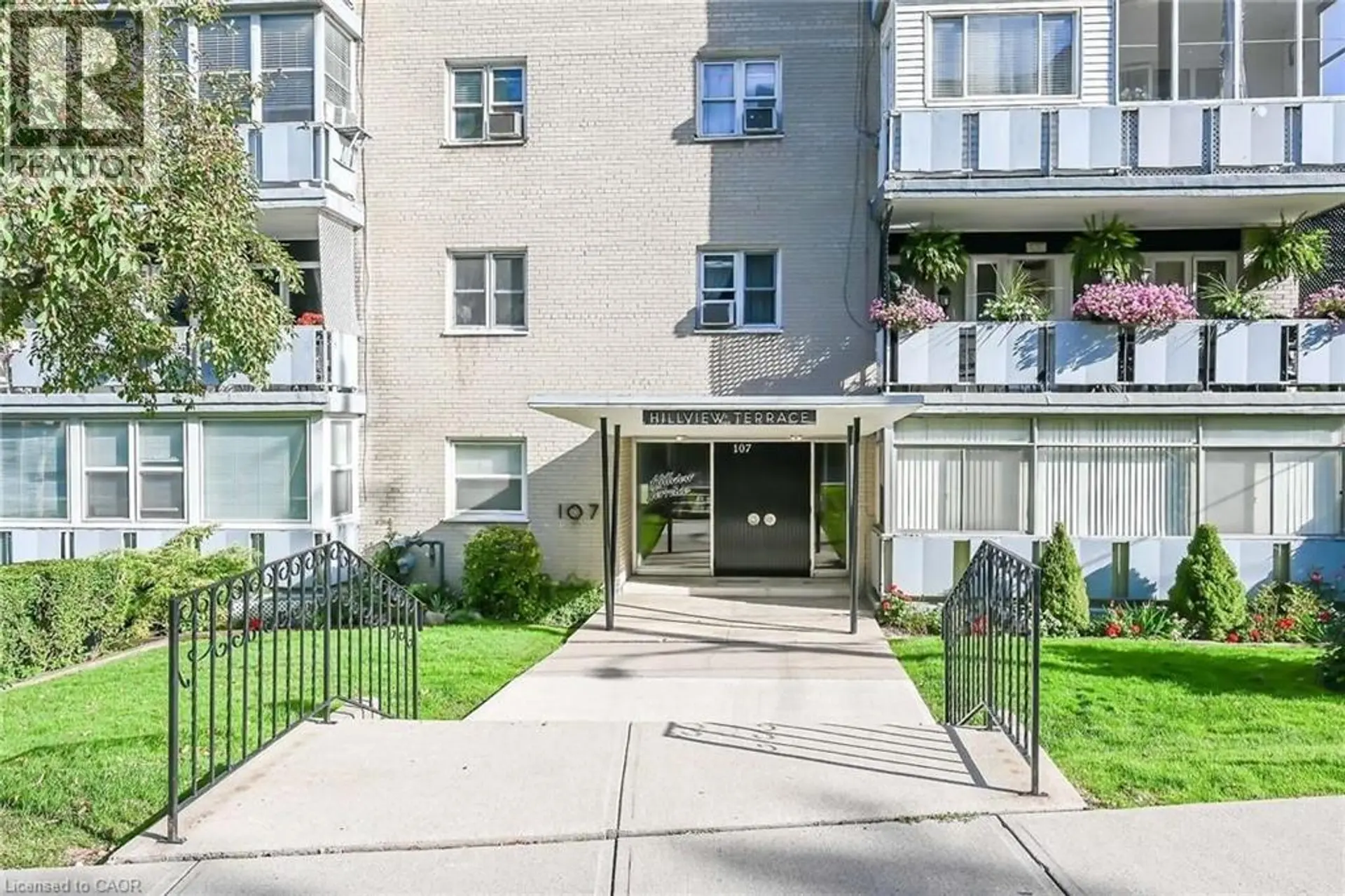 #405 107 ST JOSEPH'S Drive - Image 1