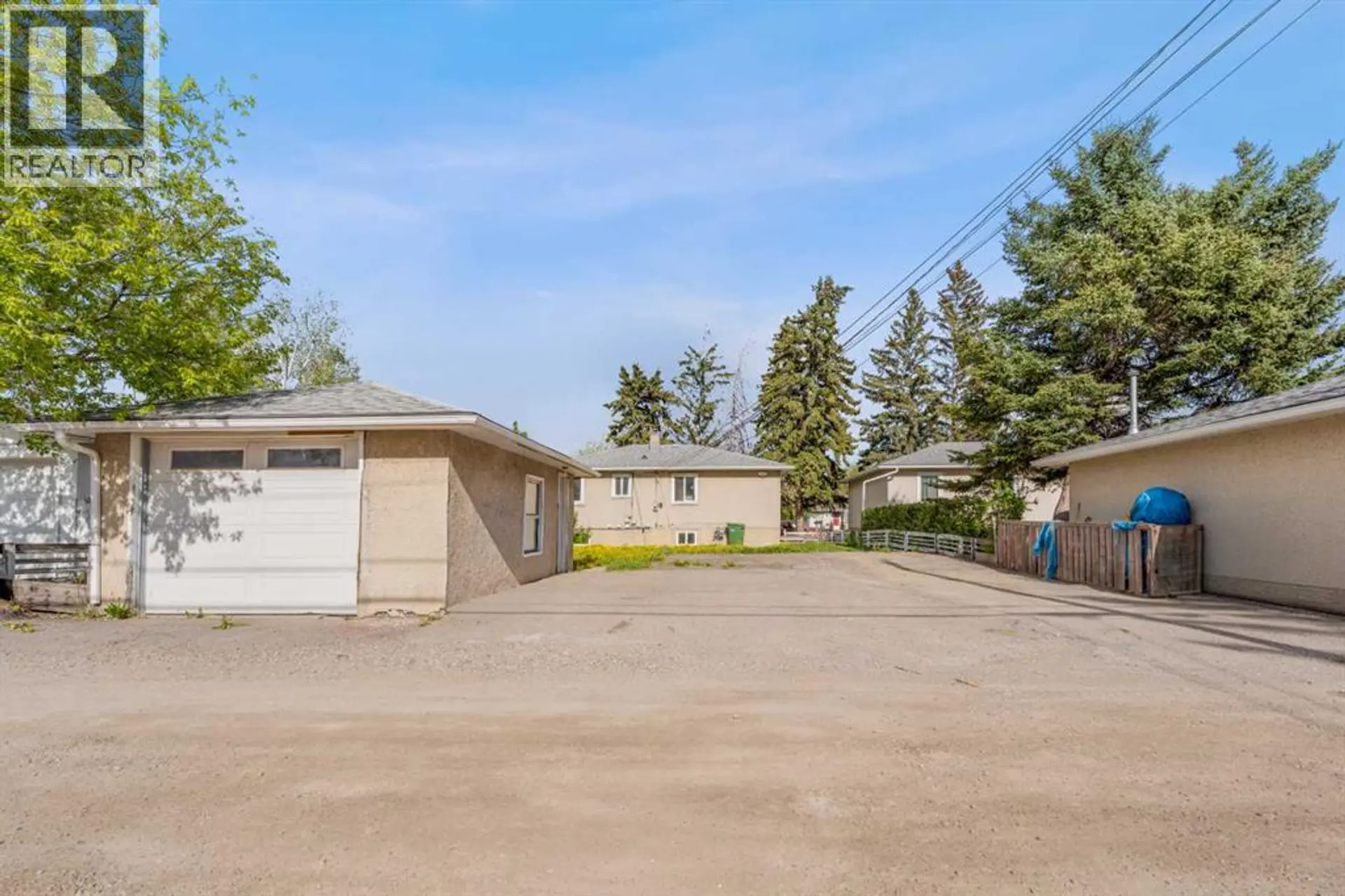 2211 41 Street SE - Image 13