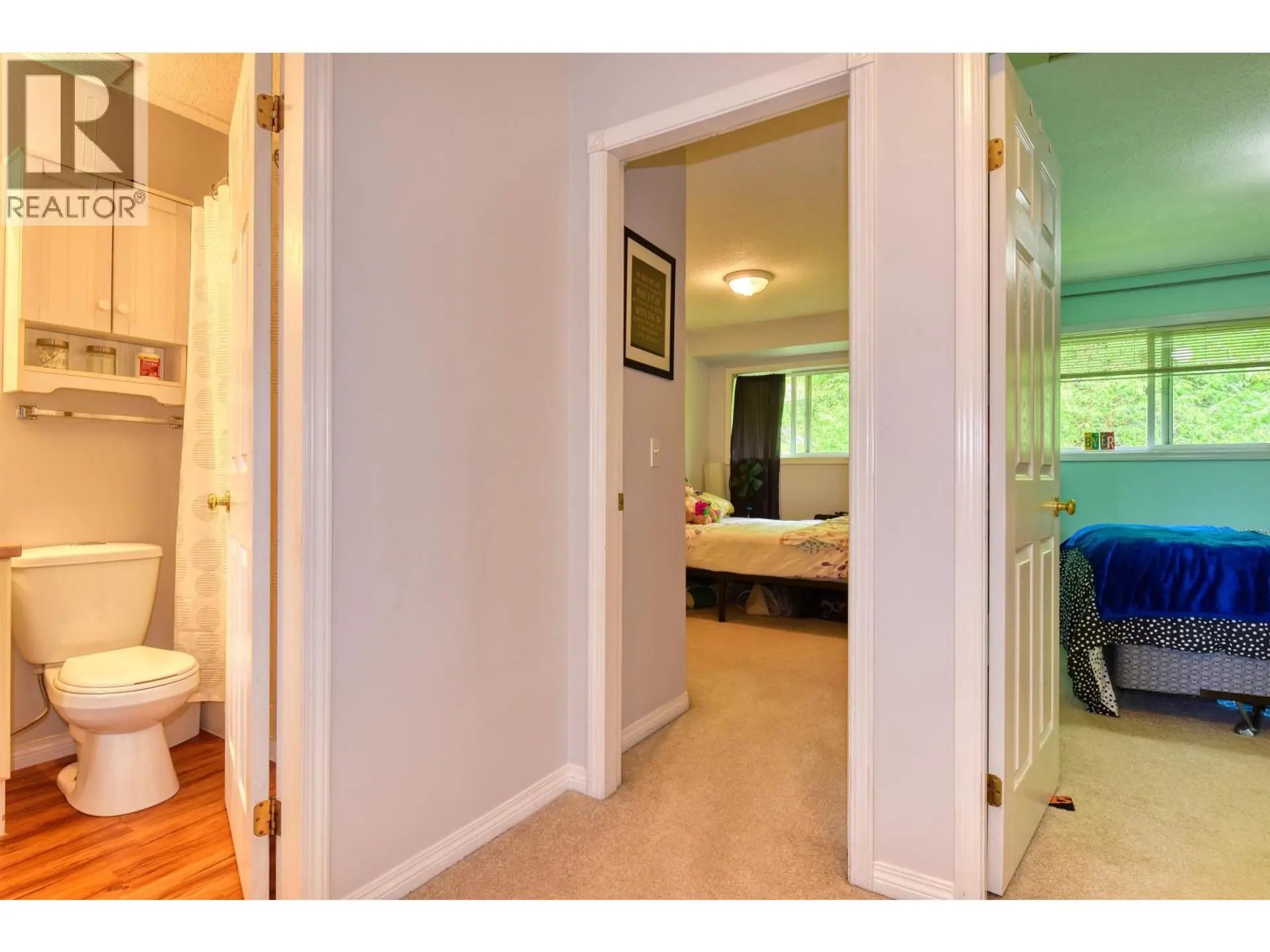 #27 350 PEARKES DRIVE - Image 14