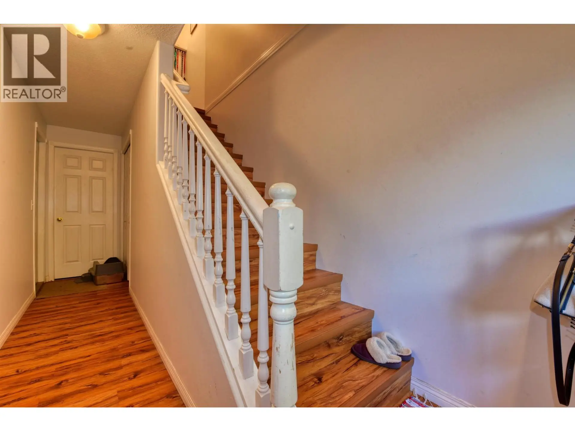 #27 350 PEARKES DRIVE - Image 15