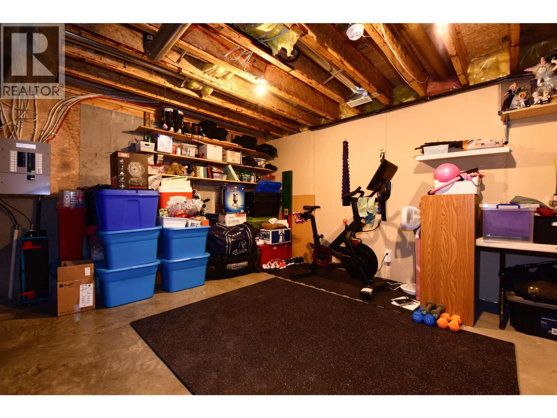 #27 350 PEARKES DRIVE - Image 16