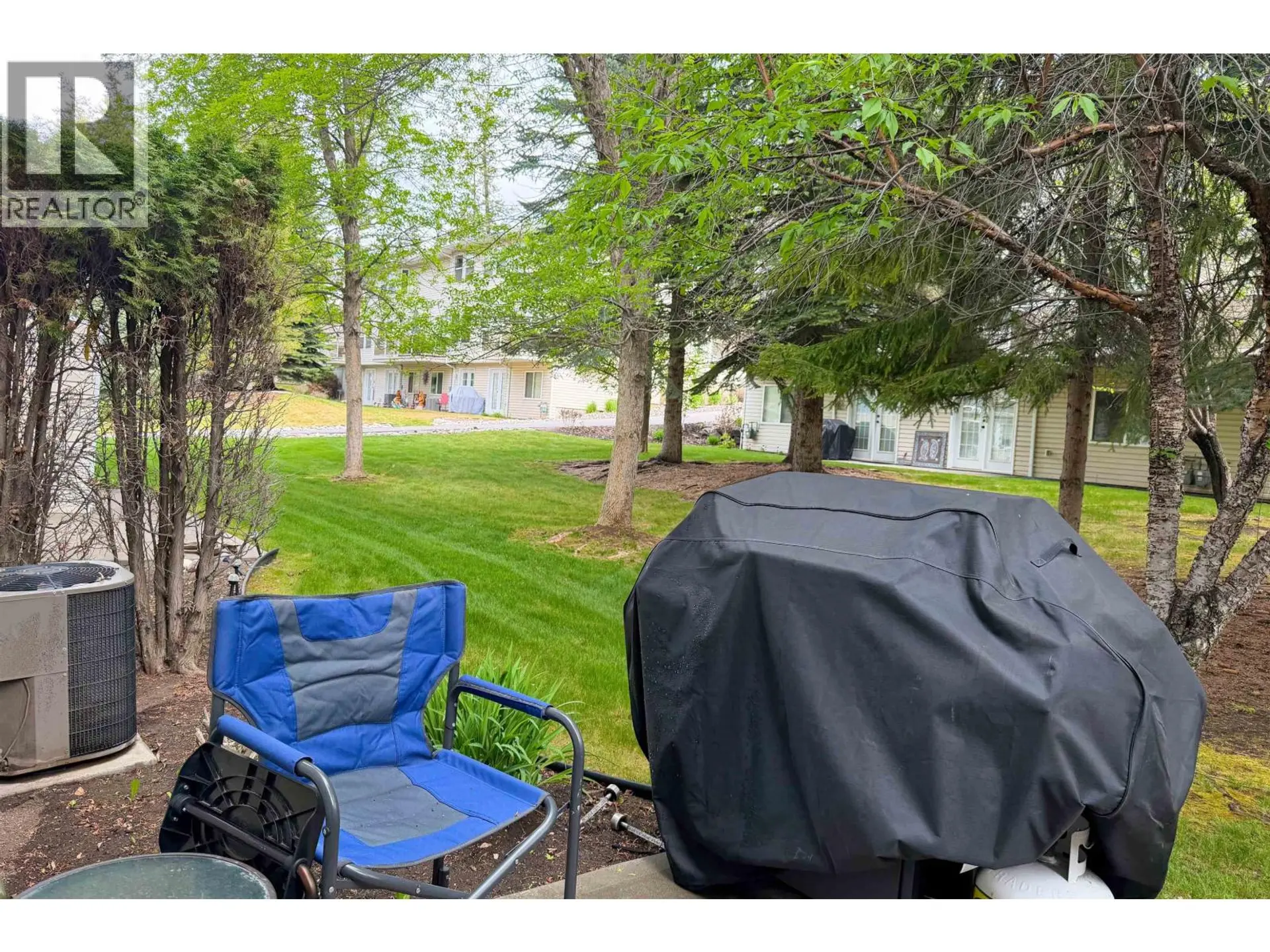 #27 350 PEARKES DRIVE - Image 17