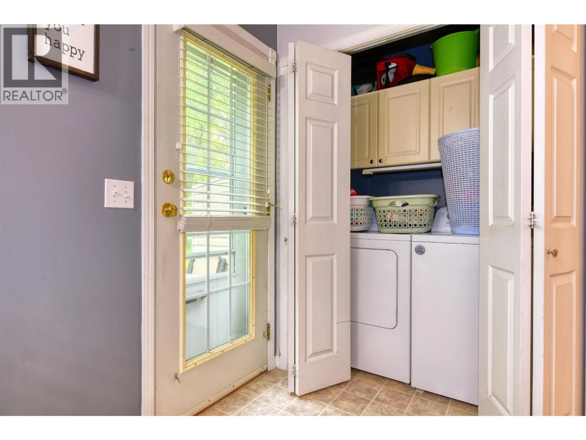 #27 350 PEARKES DRIVE - Image 7