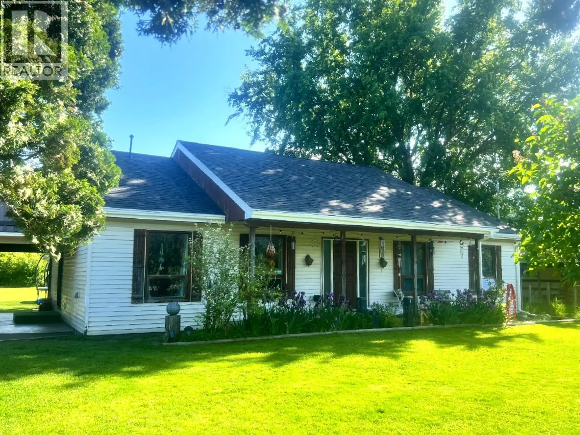 Property at 177 24 Highway, Little Fort, BC