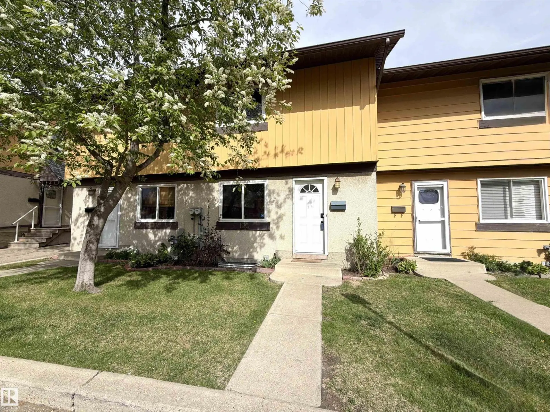 133 WOODSTOCK NW - Image 1