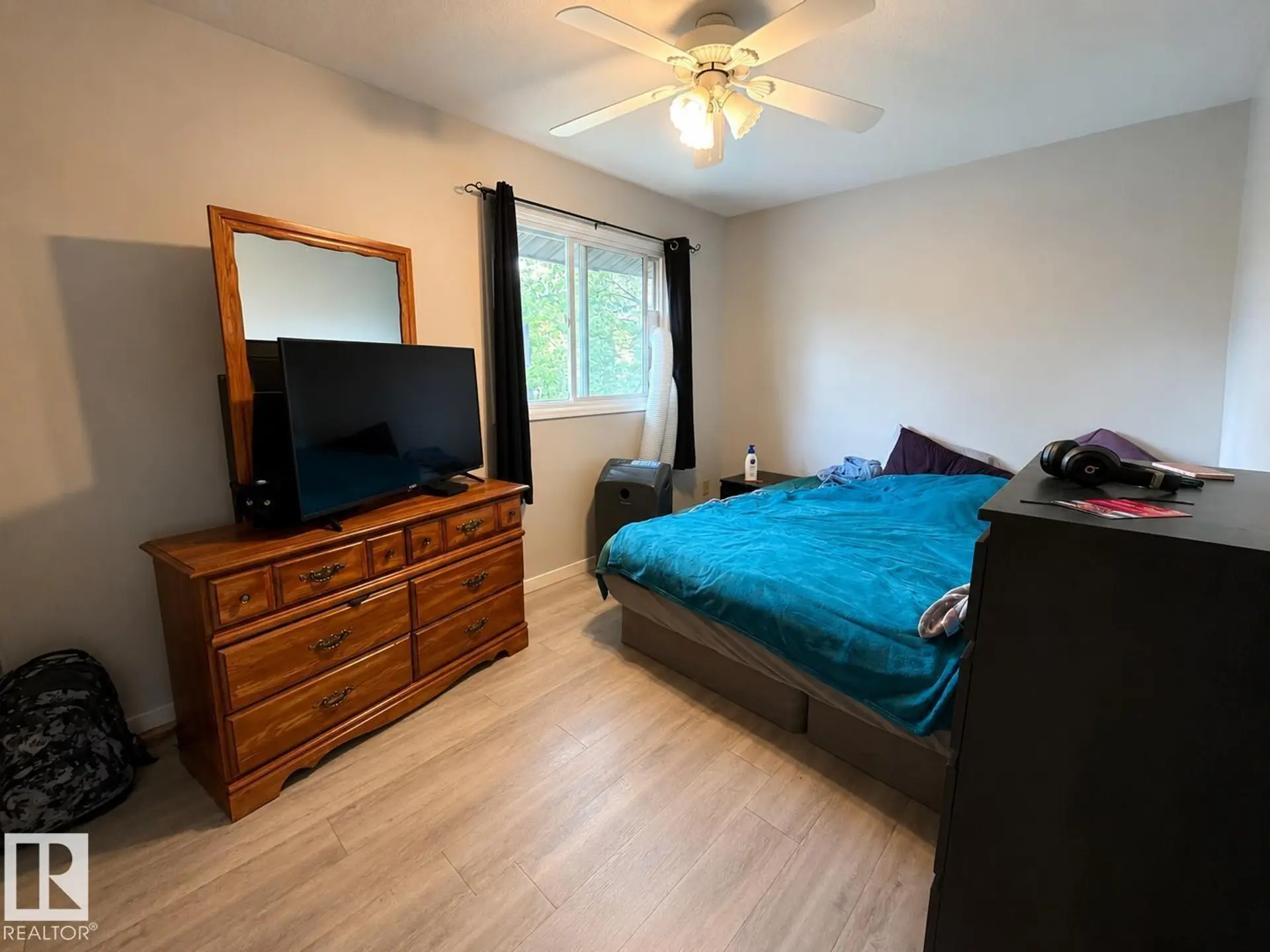133 WOODSTOCK NW - Image 6
