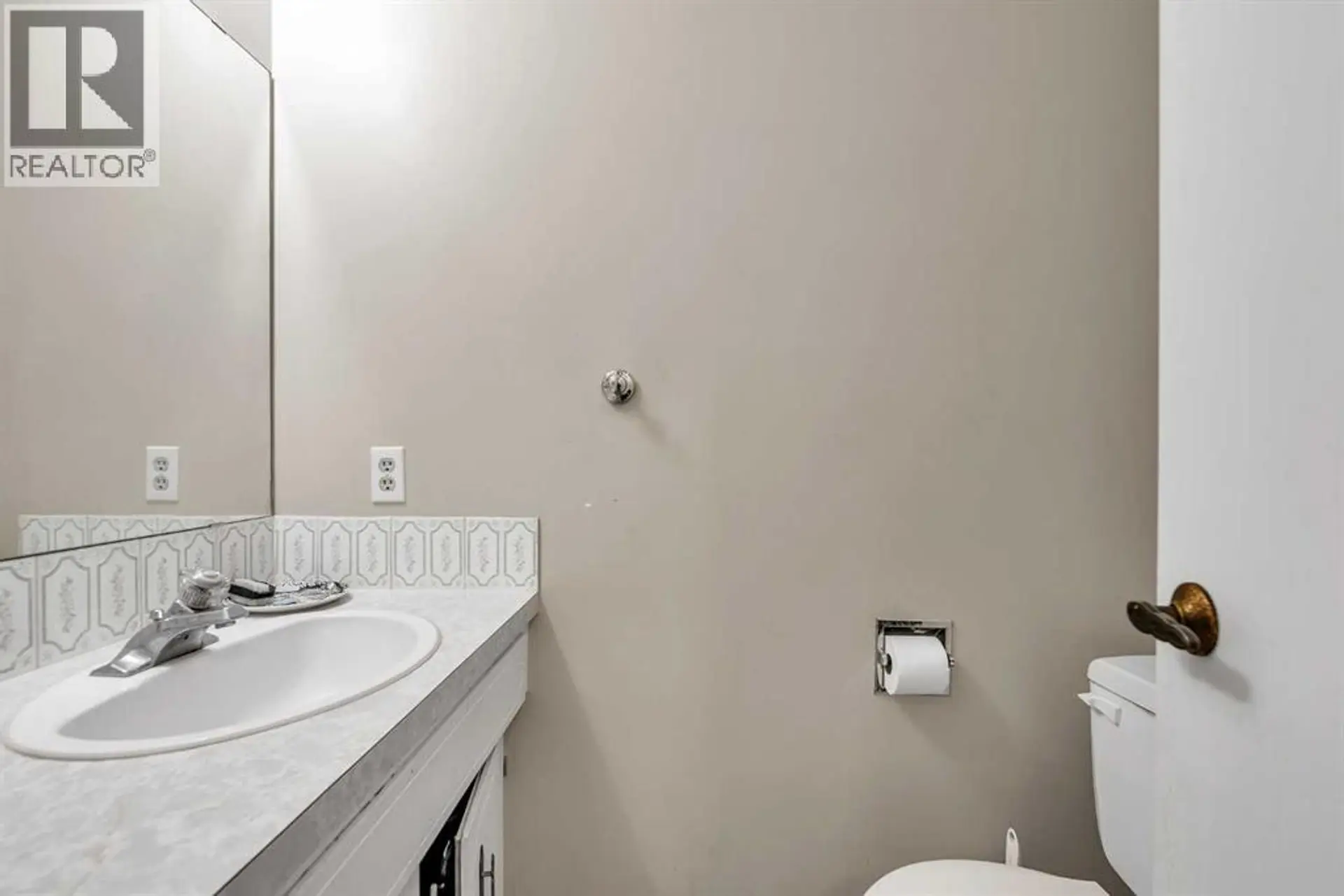 140 Dalhousie Road NW - Image 8