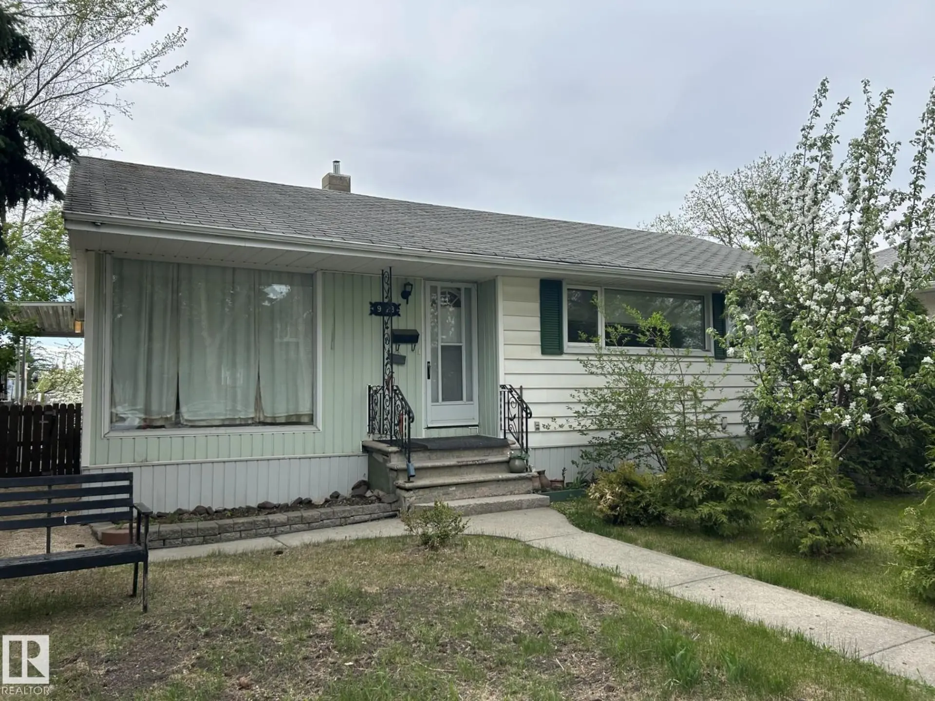 9128 83 ST NW - Image 1