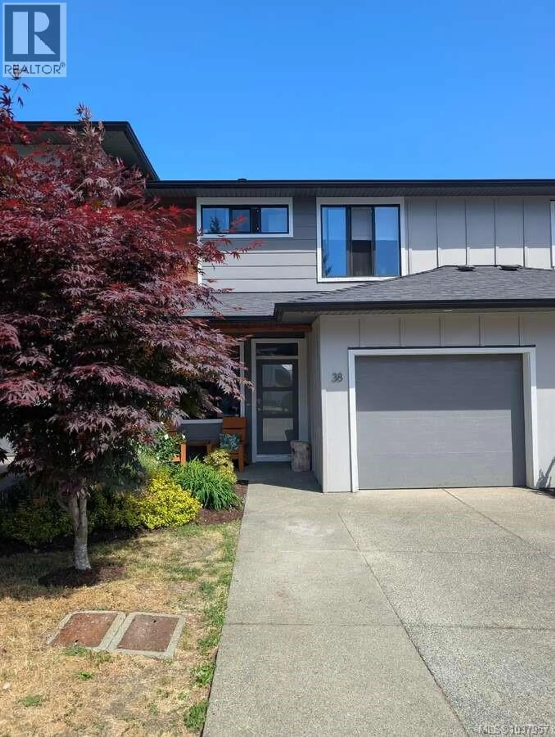 Property at #38 2607 Kendal Ave, Cumberland, BC