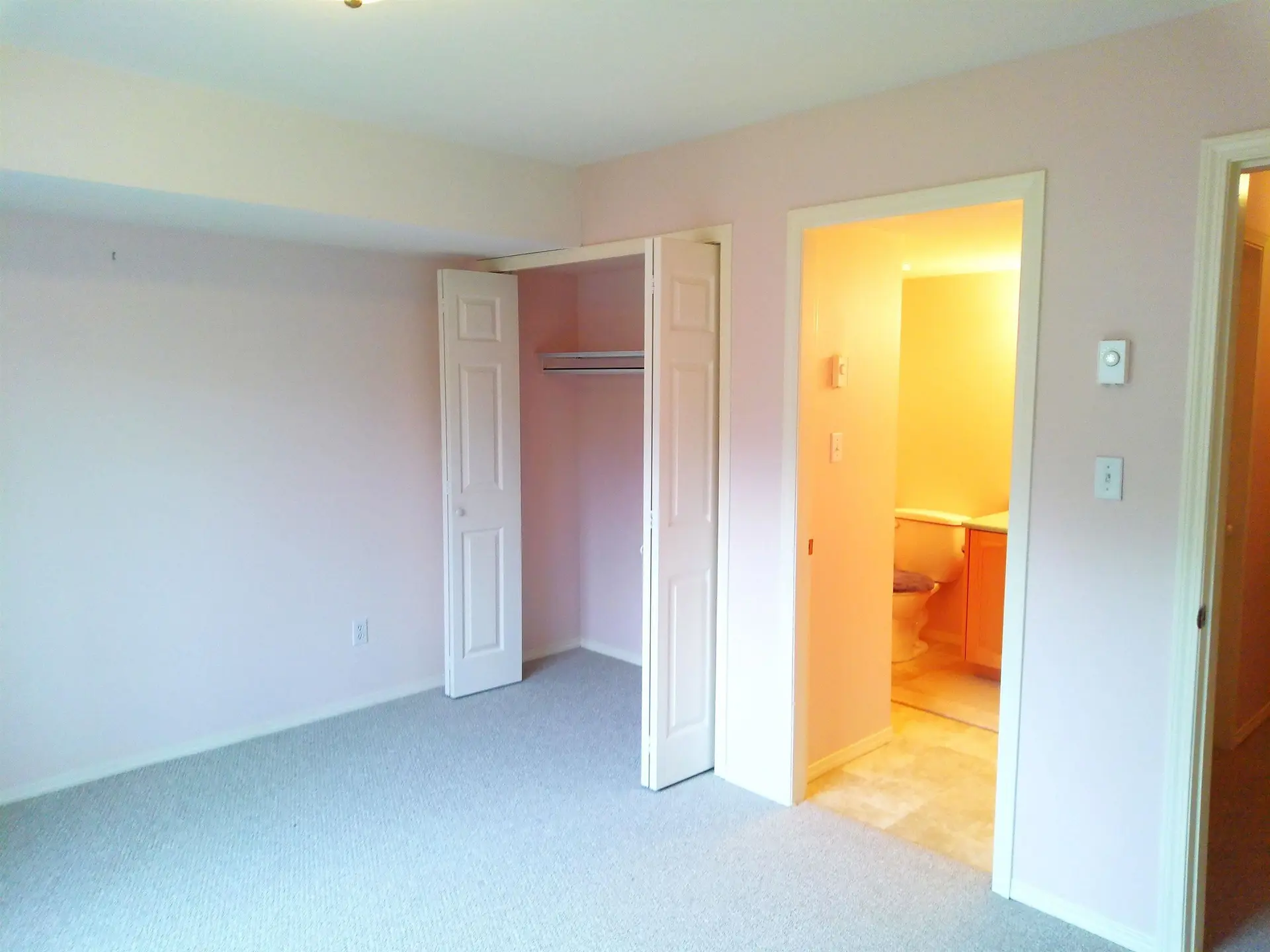 #38 11502 Burnett Street - Image 19