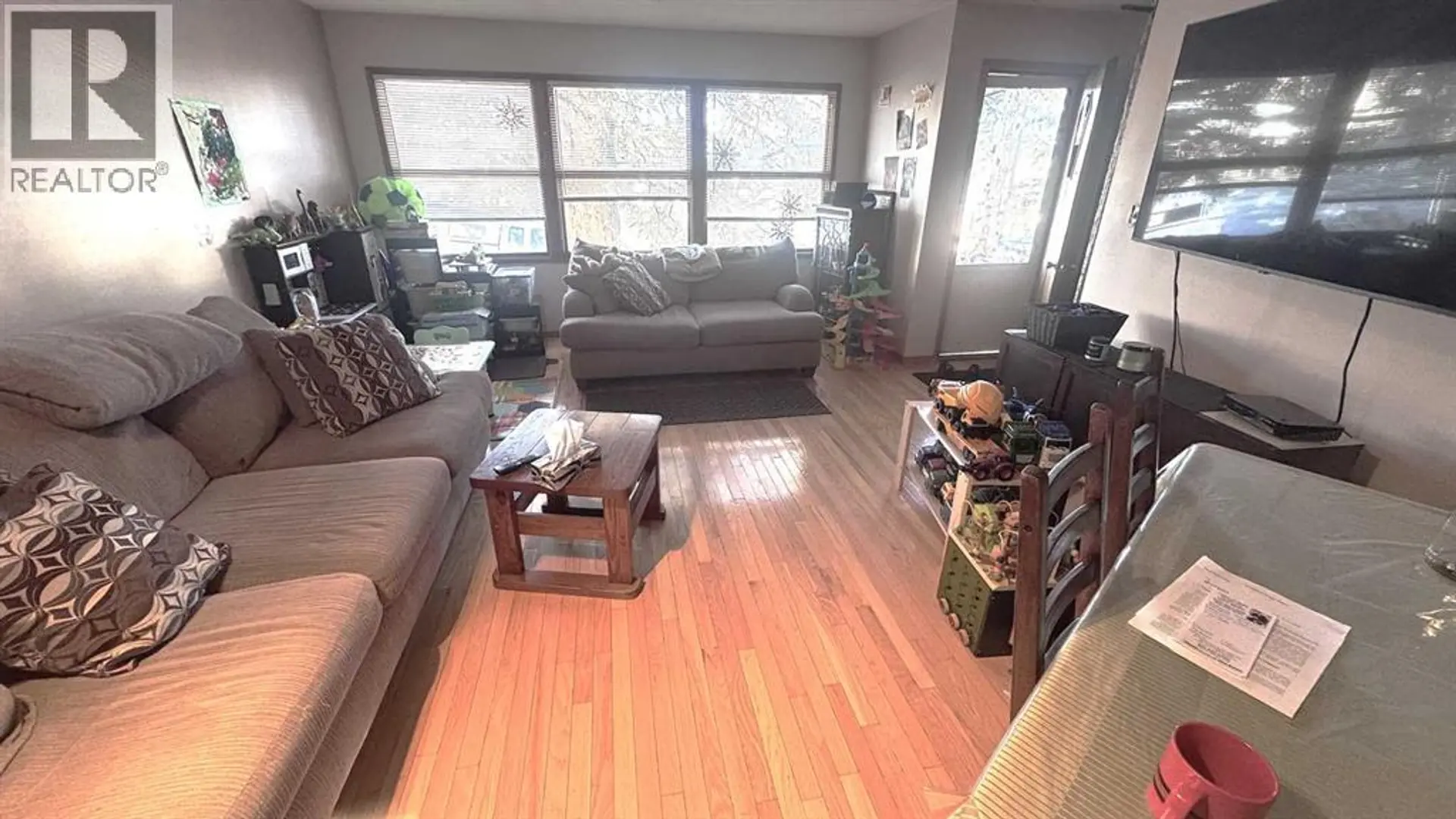 6503 33 Avenue NW - Image 6