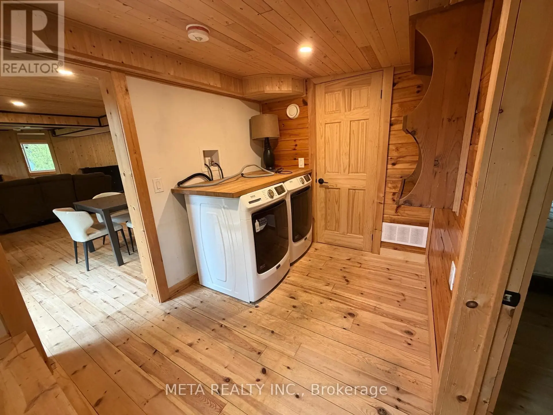 106 BOUNDARY LANE - Image 15