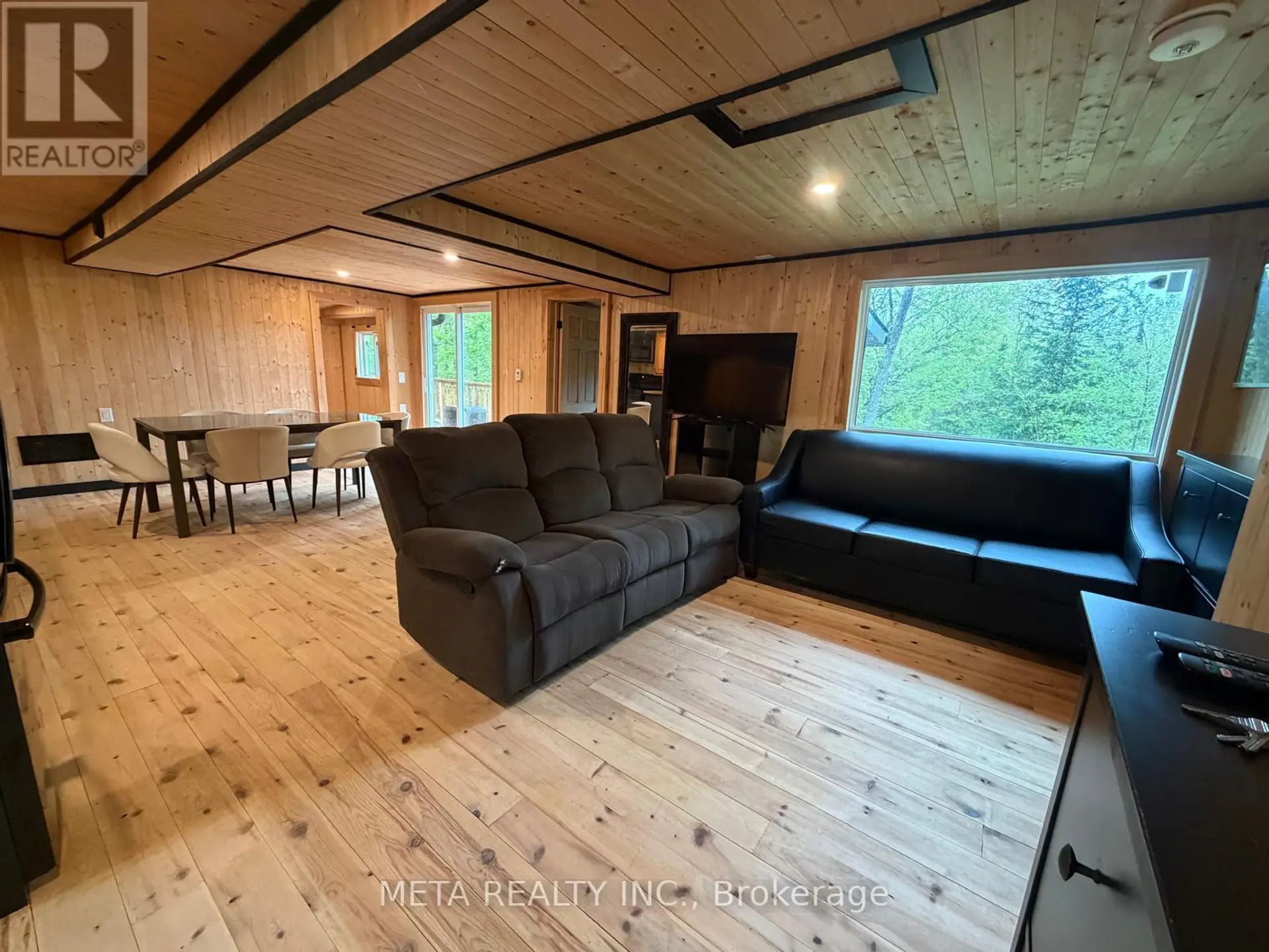 106 BOUNDARY LANE - Image 18