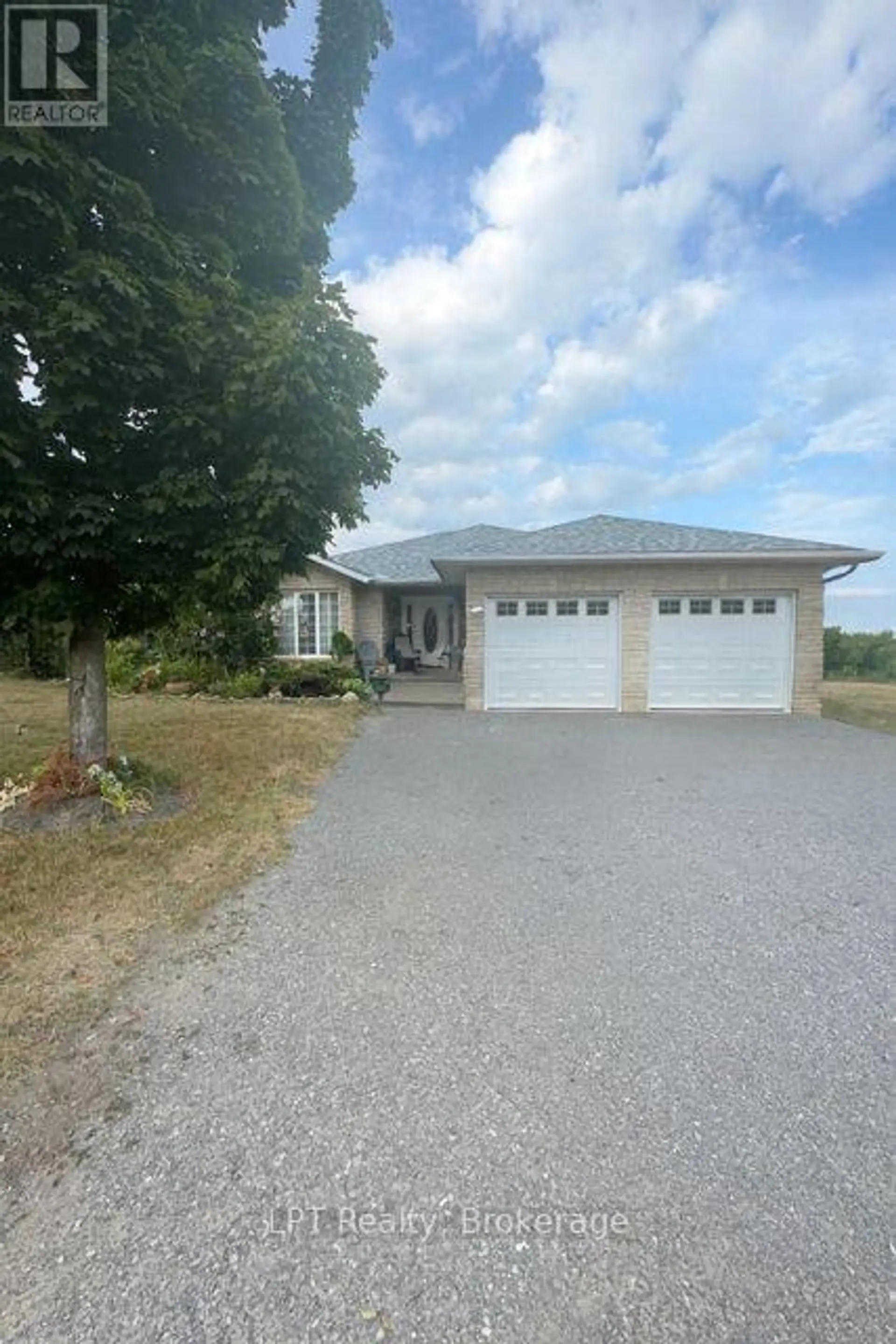 680 TRAILVIEW DRIVE - Image 2