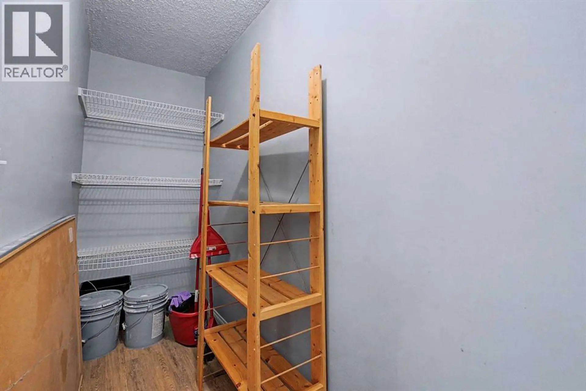 #402C 5601 Dalton Drive NW - Image 8