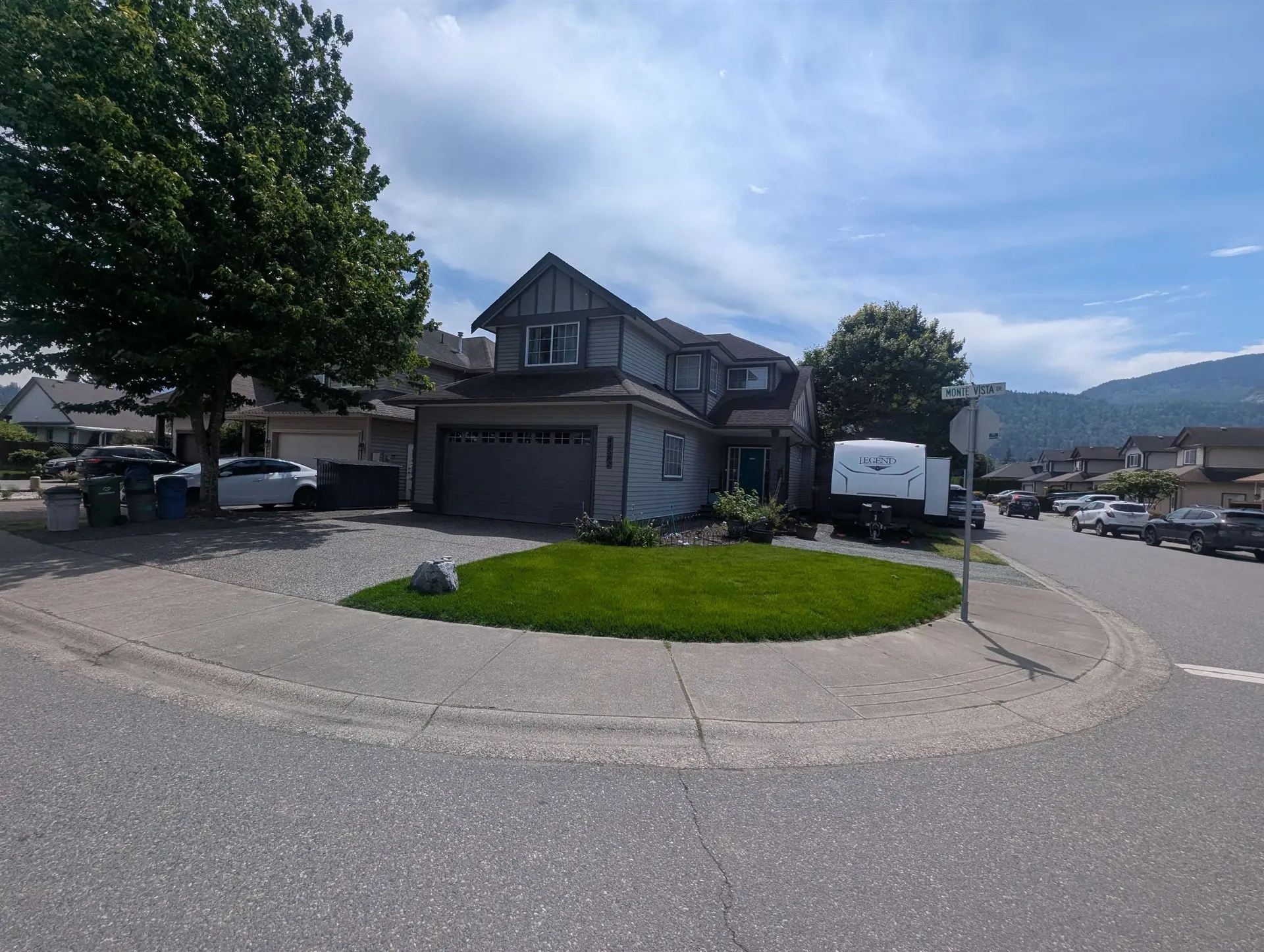 Property at 44582 Monte Vista Drive, Sardis, BC