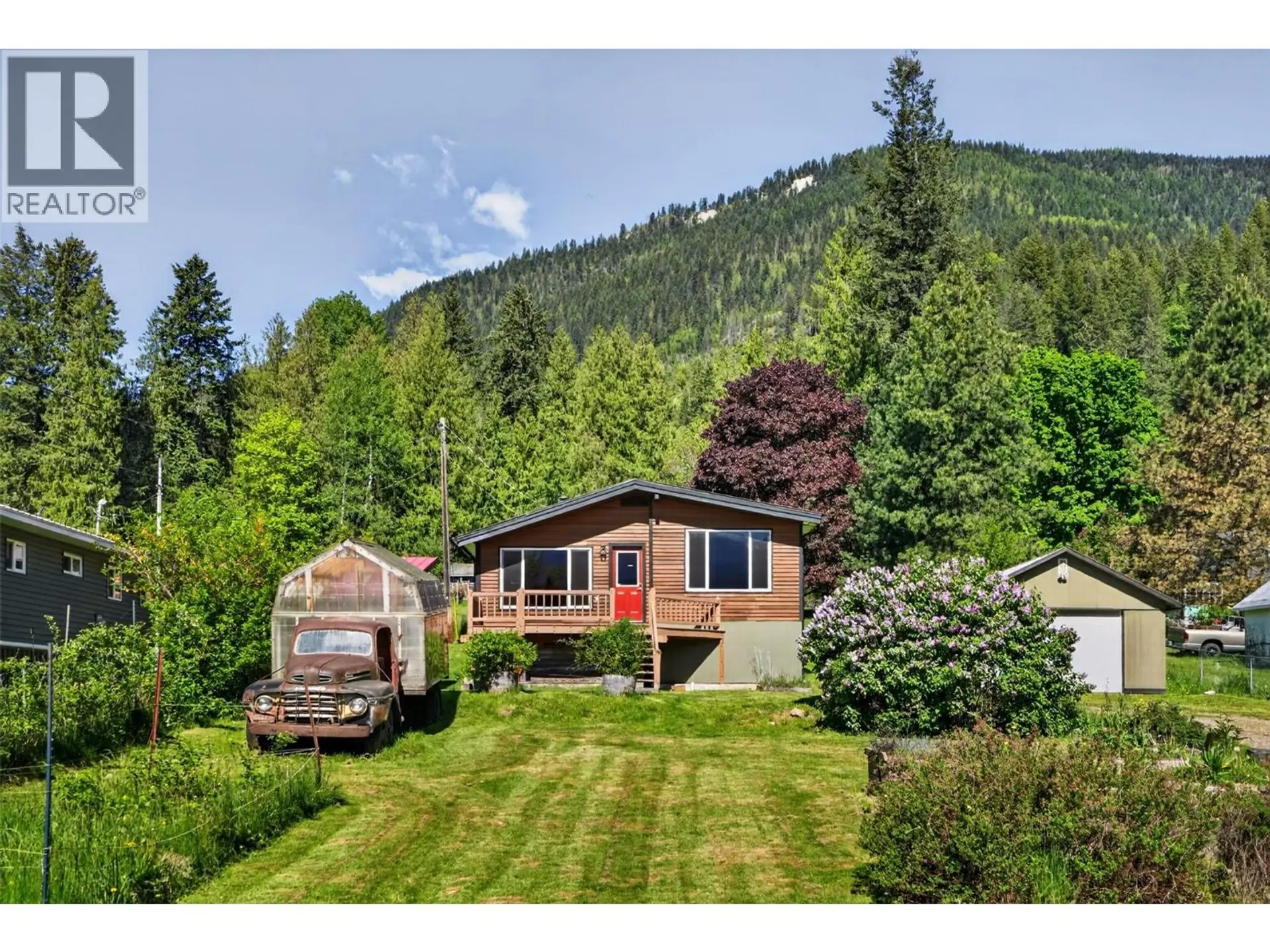 Property at 127 8th Street N, Kaslo, BC